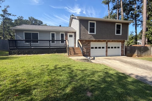 Photo 1 of 17 of 2984 Fetlock Dr SW, Marietta, GA