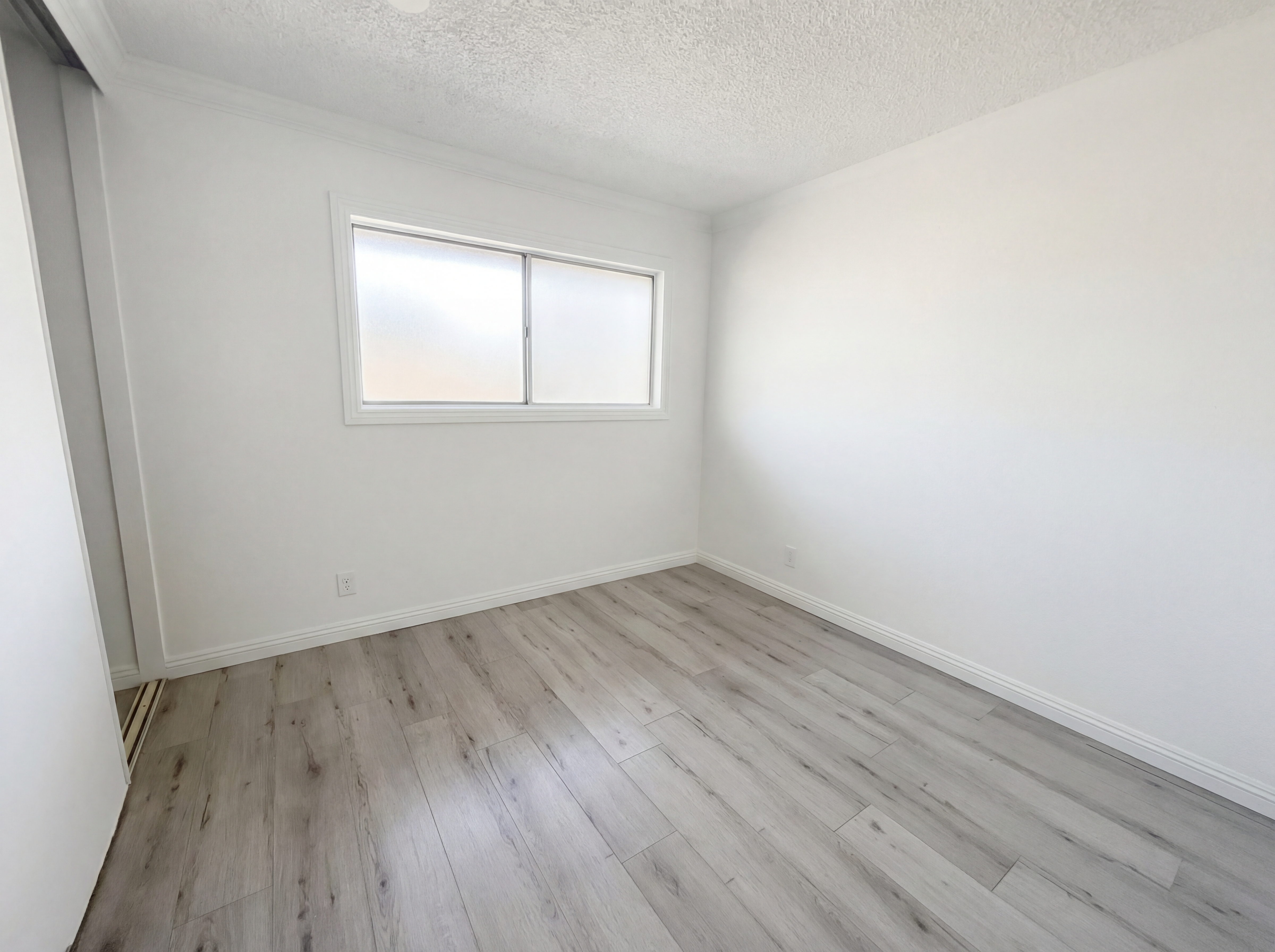 Photo 18 of 23 of 5097 Village Dr, Las Vegas, NV