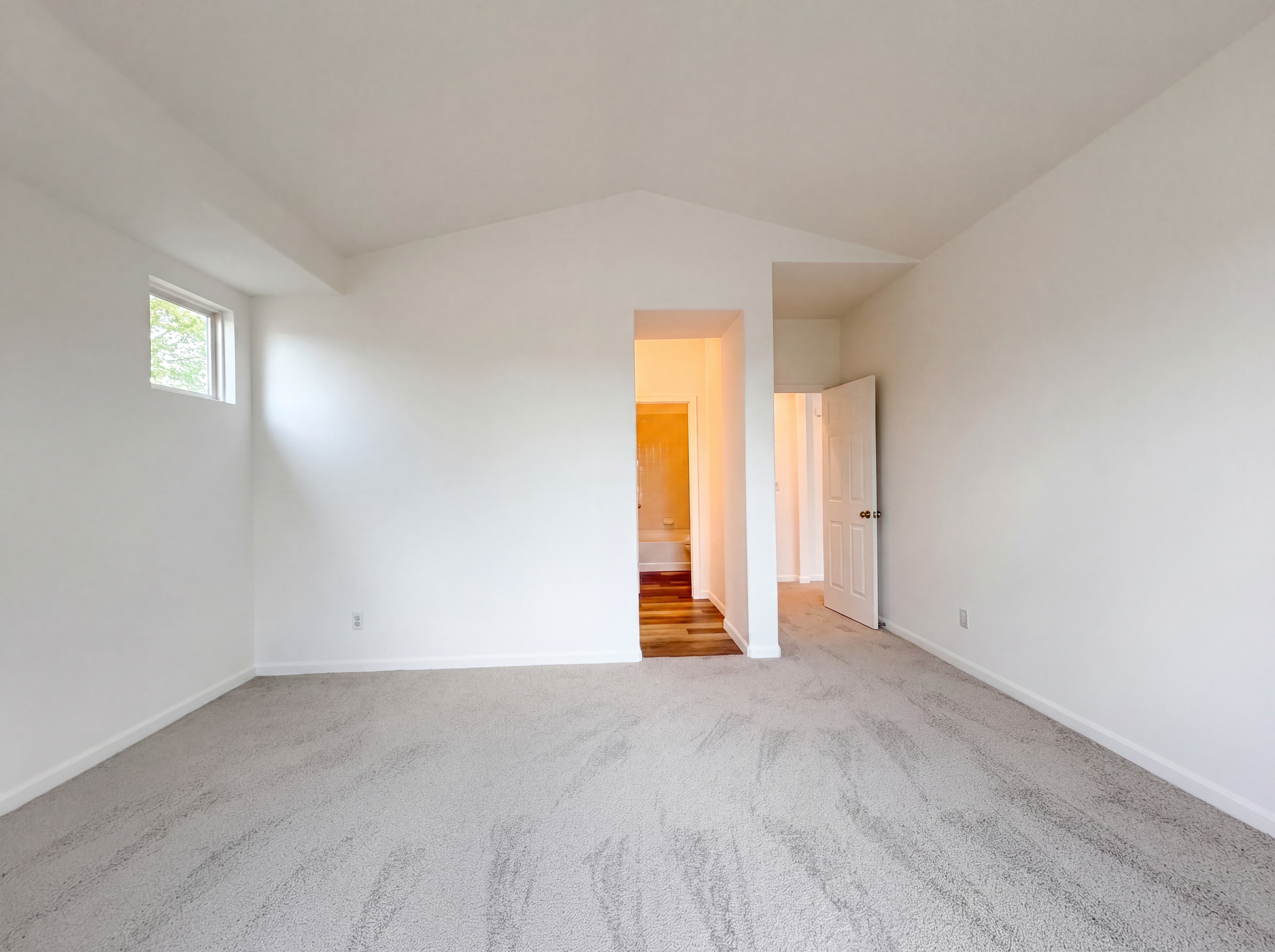 Photo 12 of 42 of 10184 Ferncrest St, Firestone, CO