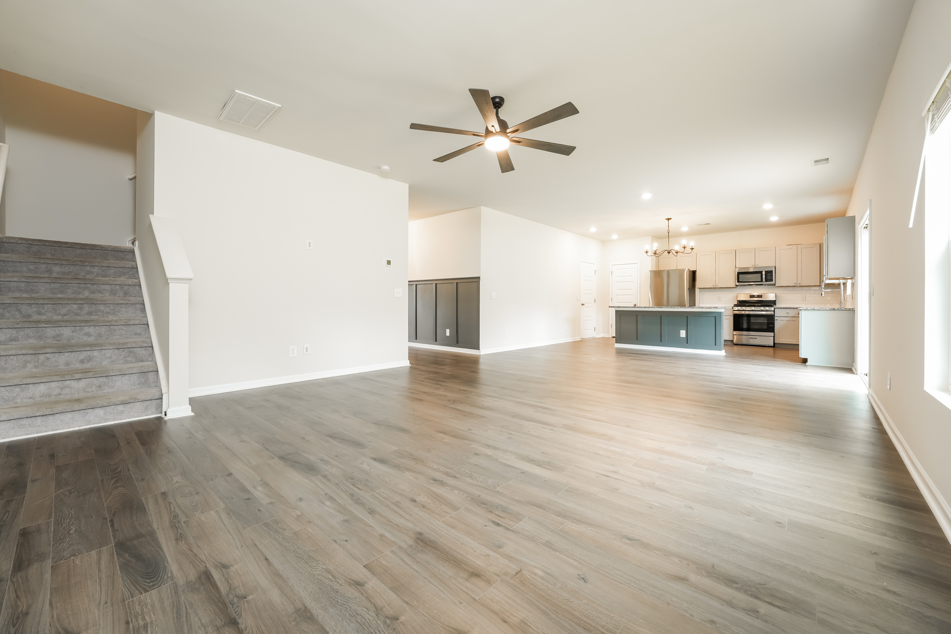 Photo 3 of 20 of 299 Firewheel Ct, Summerville, SC
