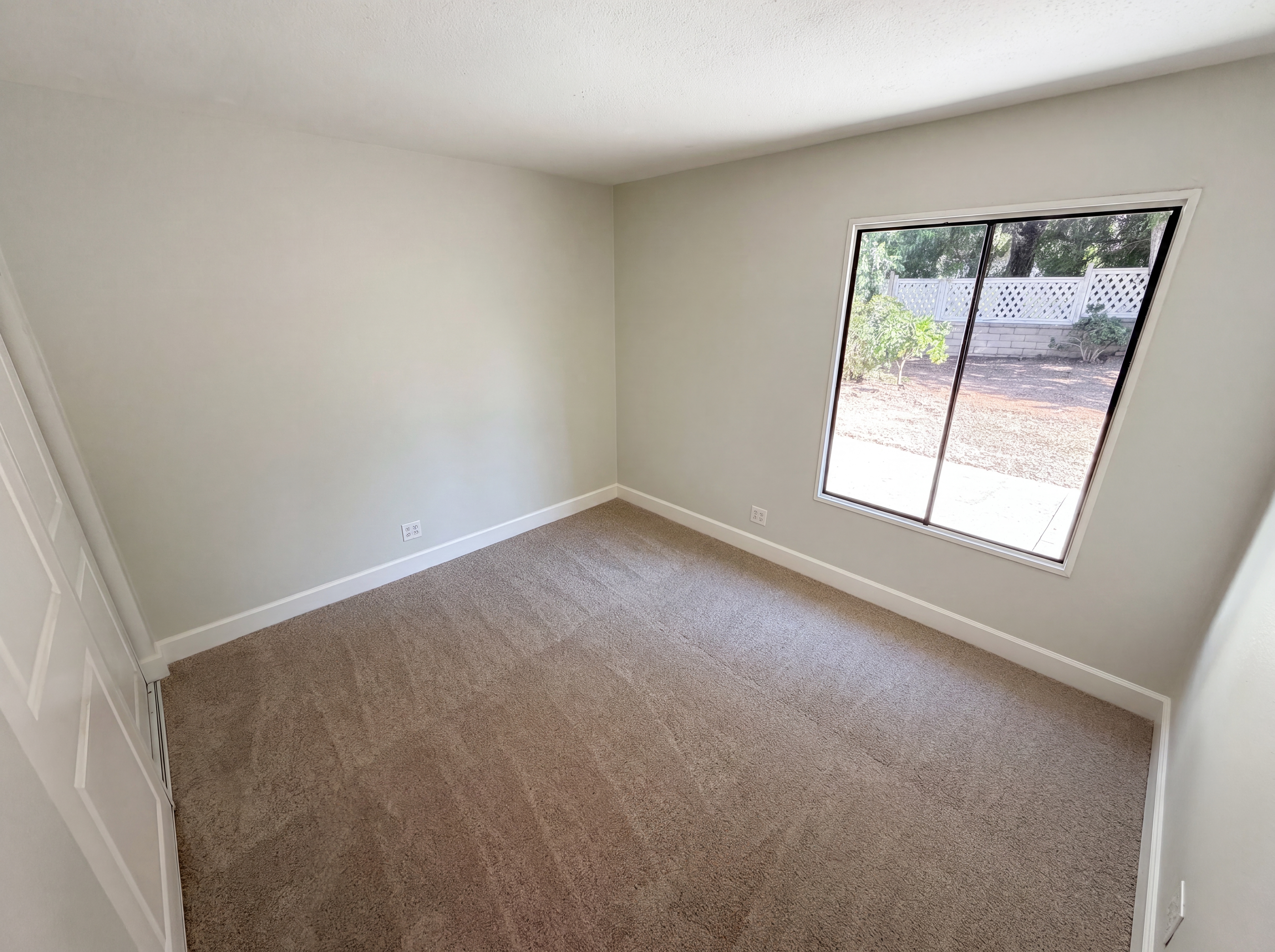 Photo 15 of 23 of 23732 San Dona, Laguna Hills, CA
