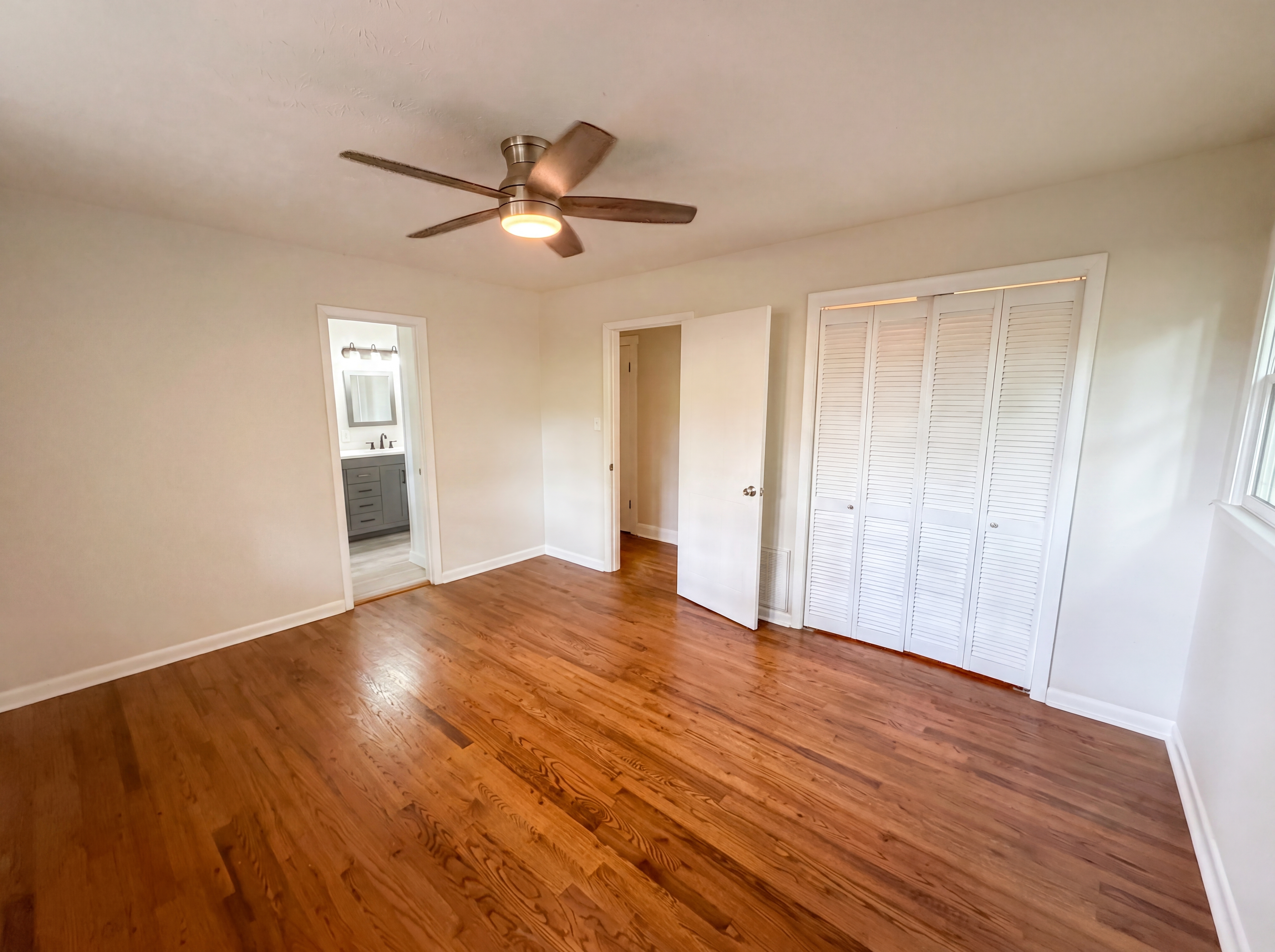 Photo 11 of 22 of 1017 Clacktown Rd, Winder, GA