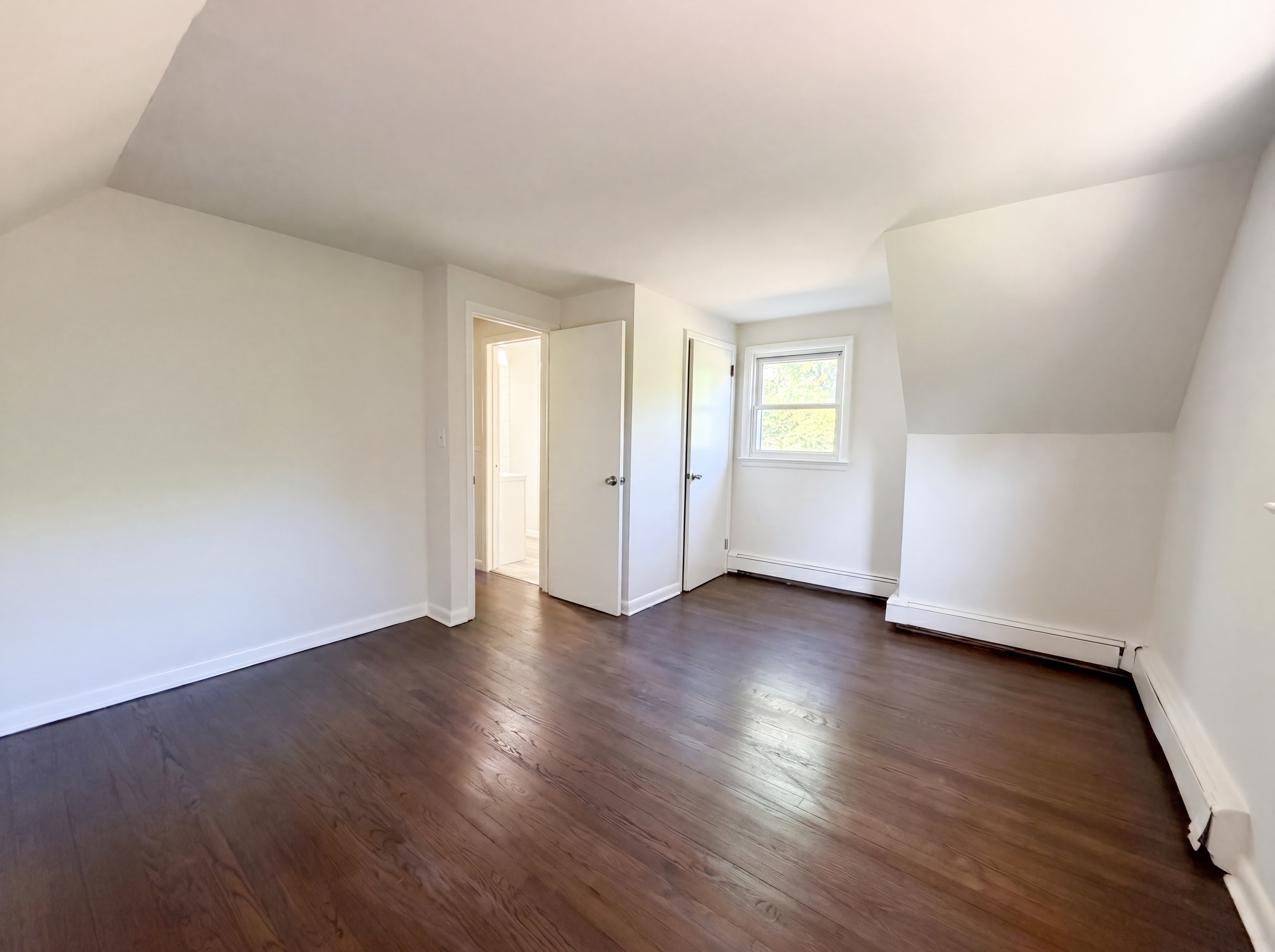 Photo 19 of 42 of 616 River Rd, Teaneck, NJ