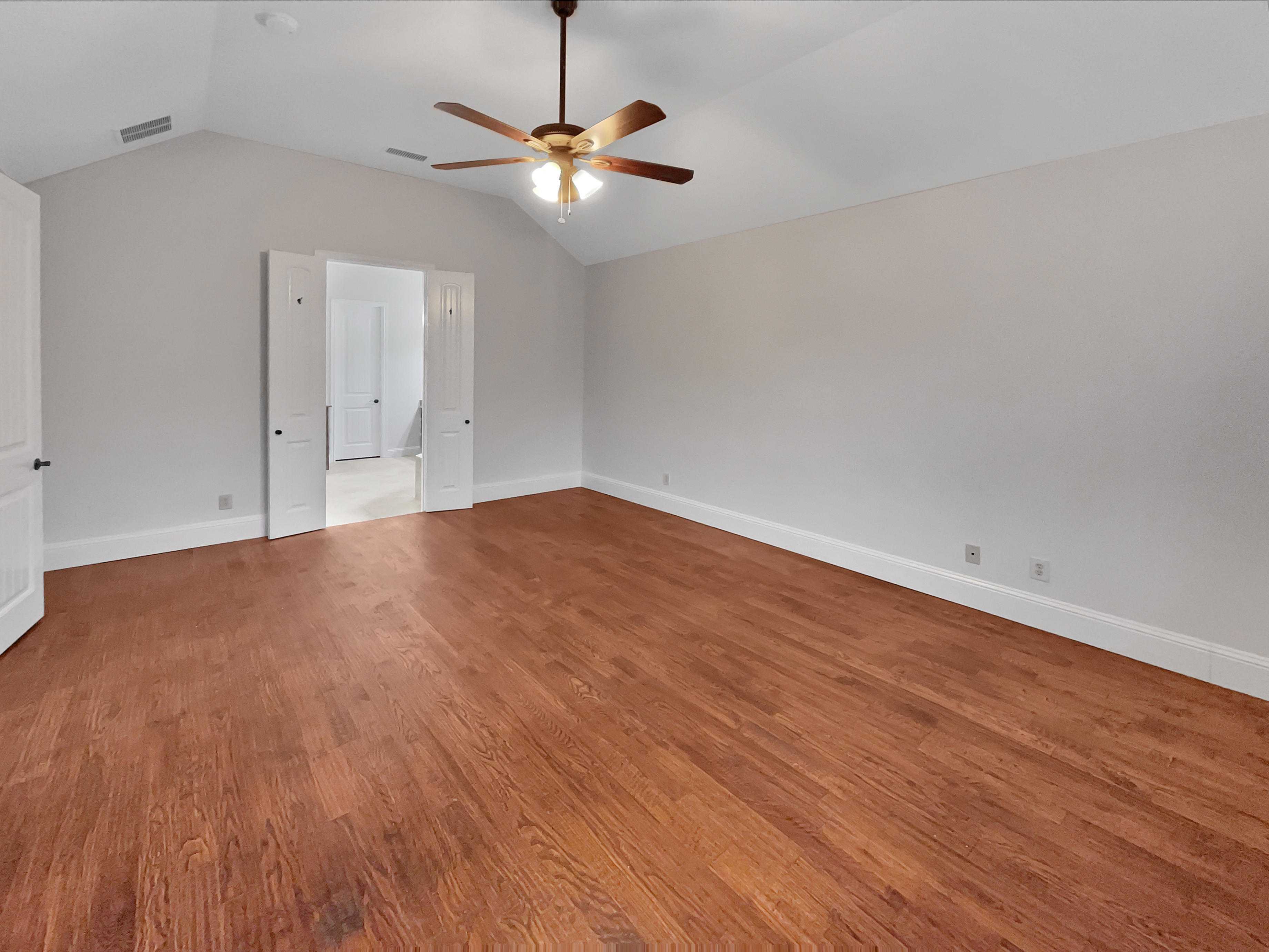 Photo 29 of 36 of 913 Clack Dr, Garland, TX