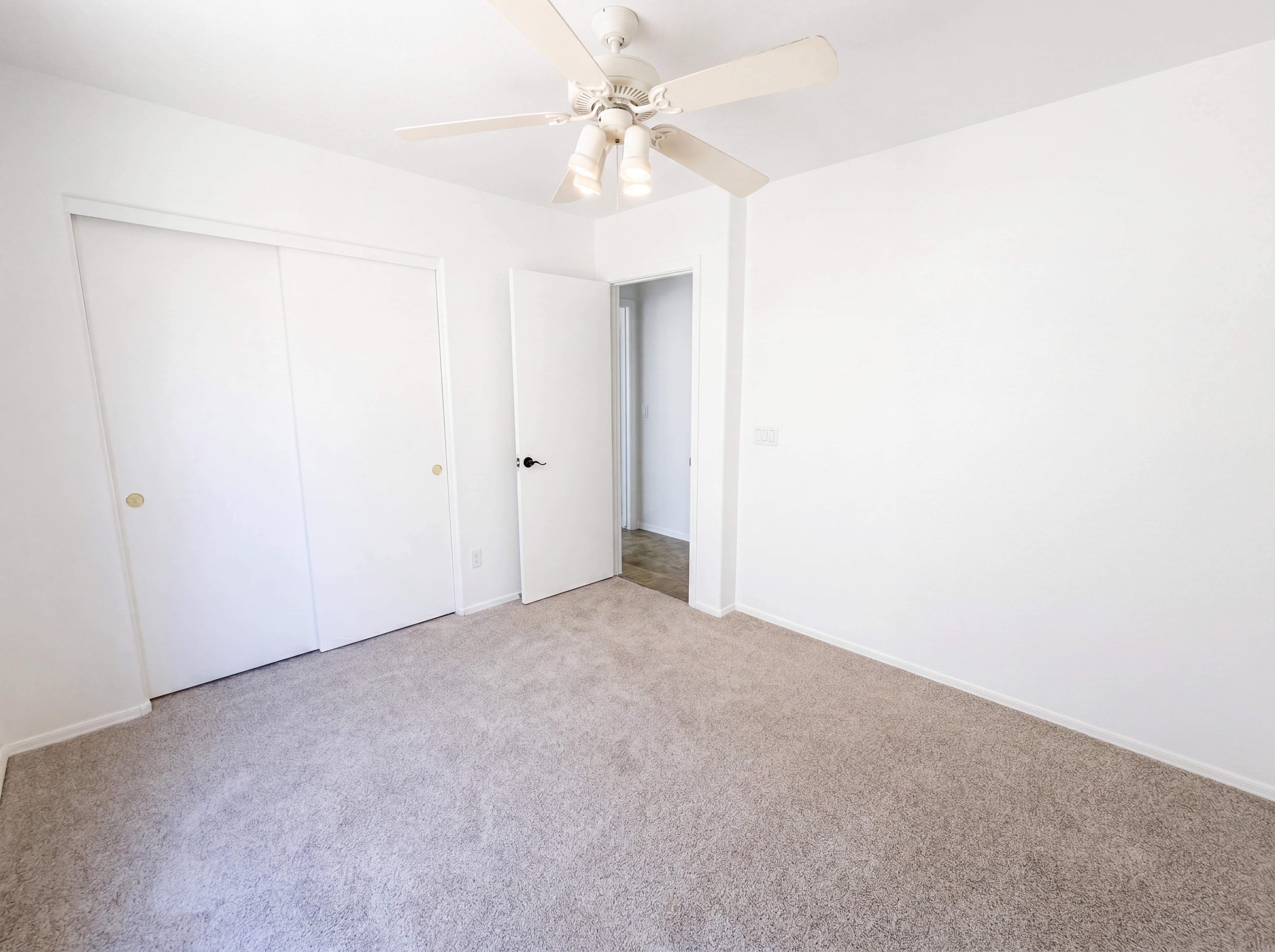 Photo 4 of 20 of 13702 W Marissa Dr, Litchfield Park, AZ
