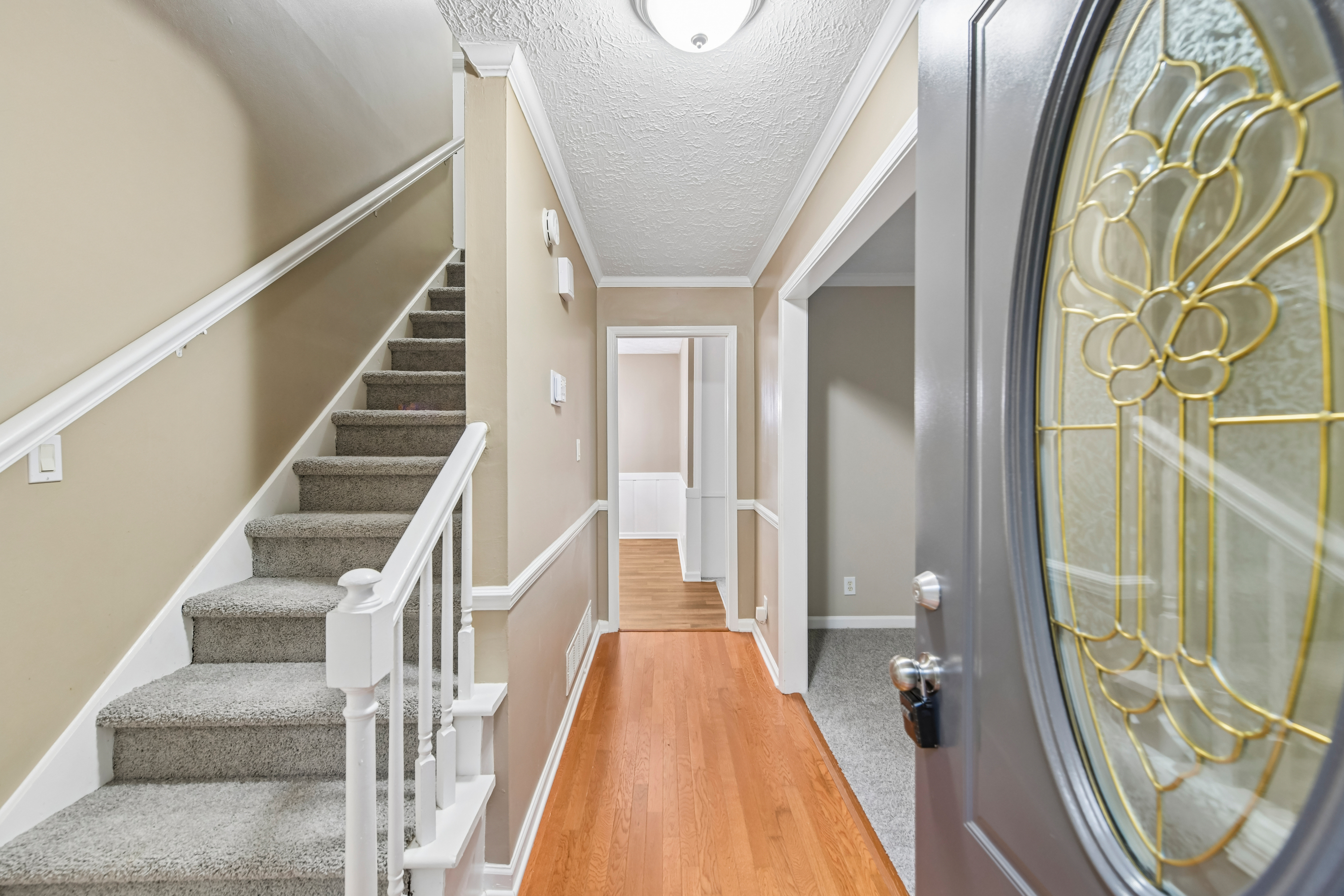 Photo 9 of 38 of 714 Continental Dr, Lawrenceville, GA