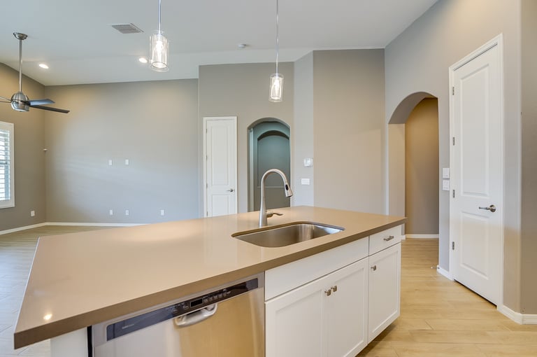 Photo 7 of 21 - 10416 E Sebring Ave, Mesa, AZ 85212