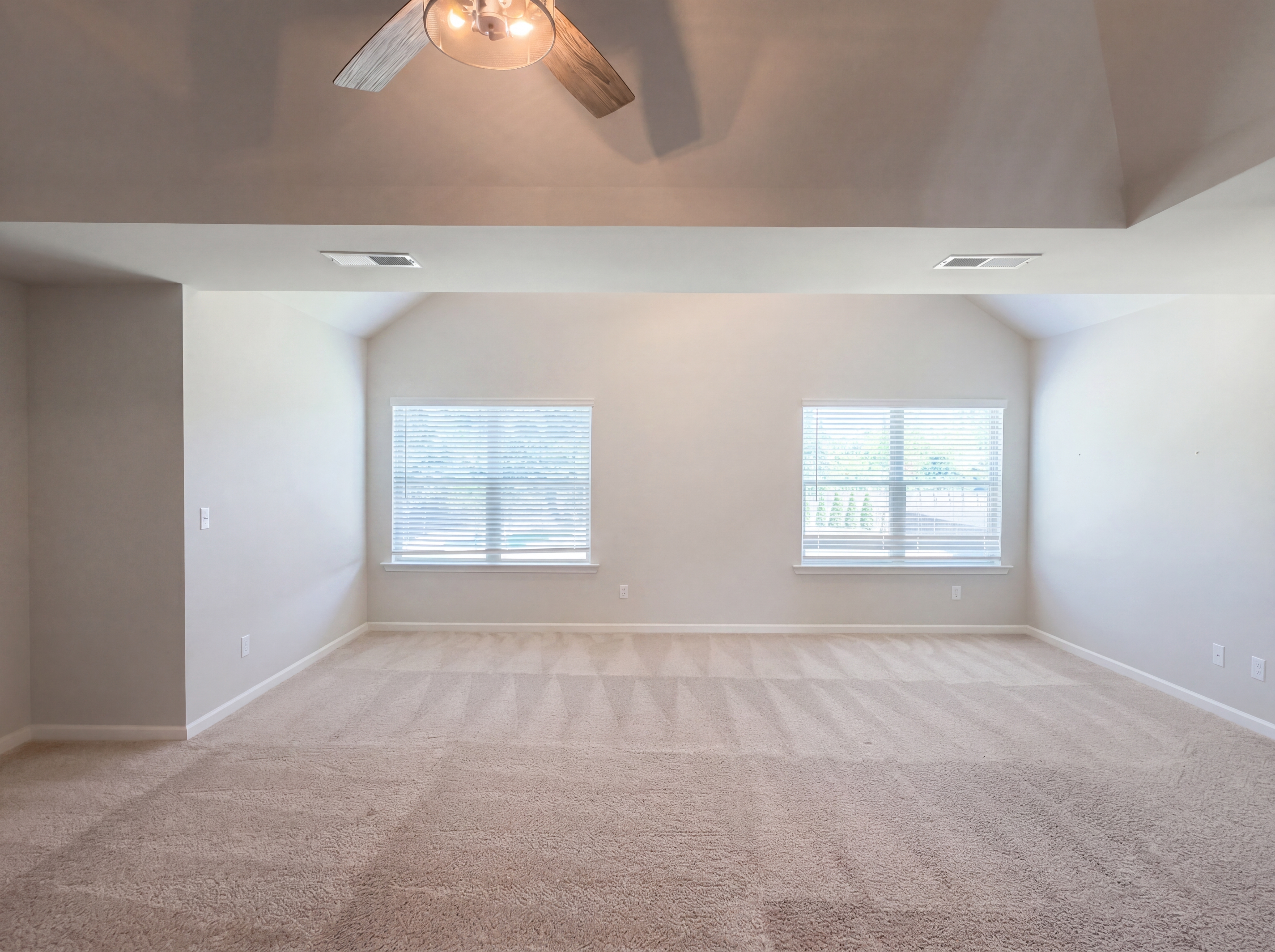 Photo 21 of 47 of 2144 Airline Rd, McDonough, GA
