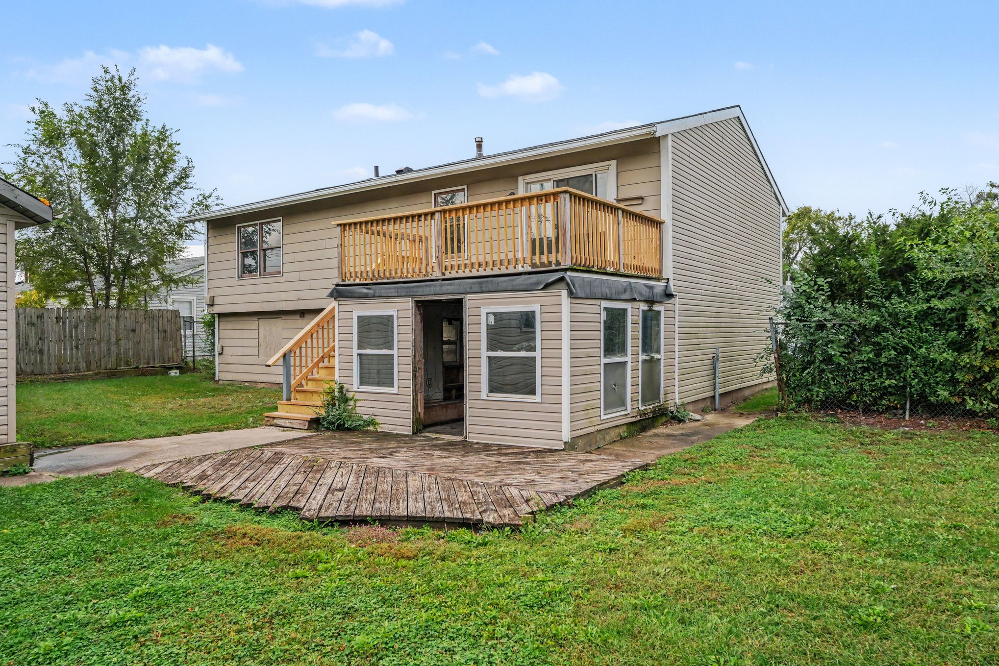 Photo 16 of 18 of 6743 Leland Ave, Hammond, IN