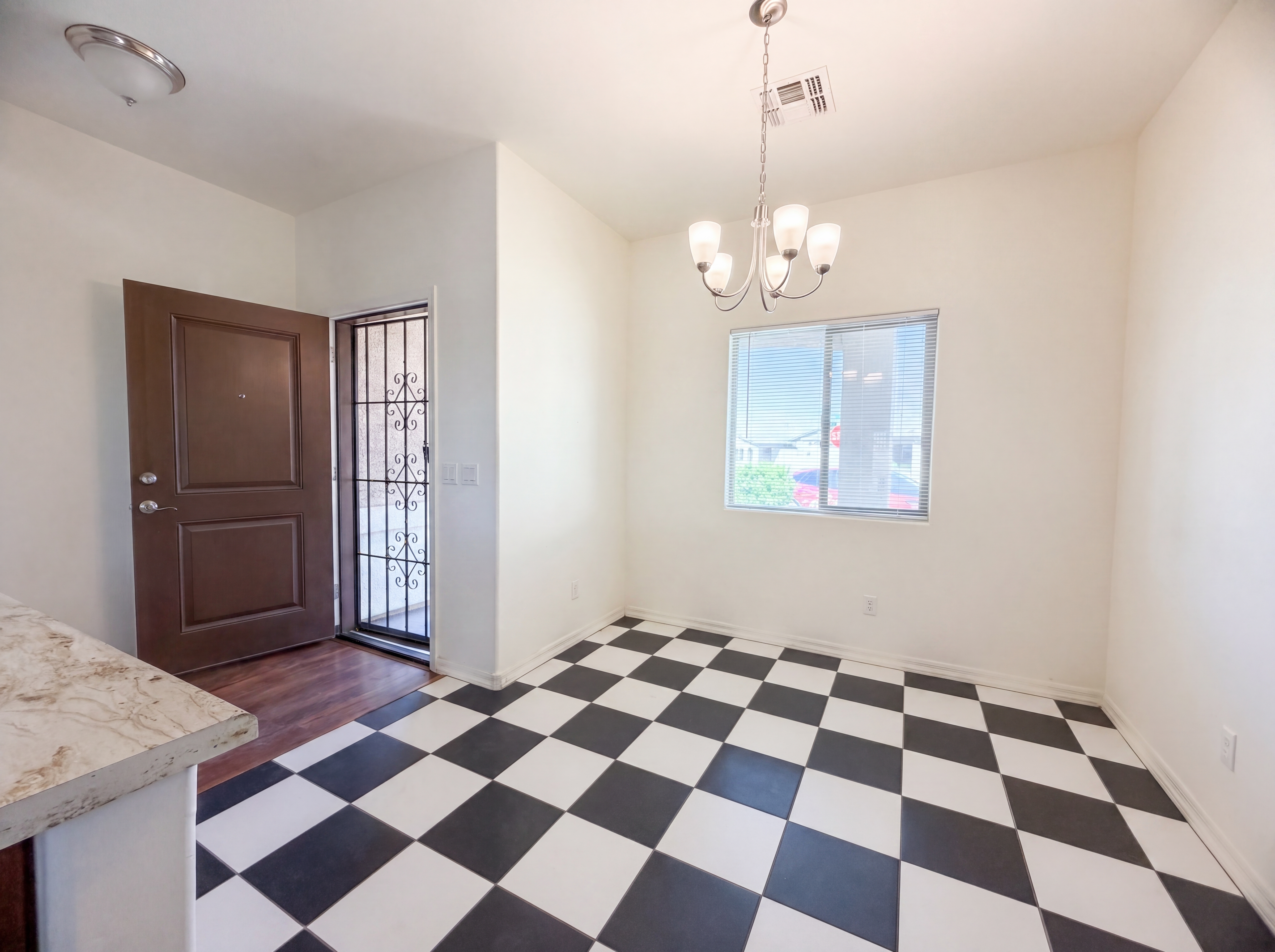 Photo 6 of 17 of 1738 S Aryelle Rd, Apache Junction, AZ