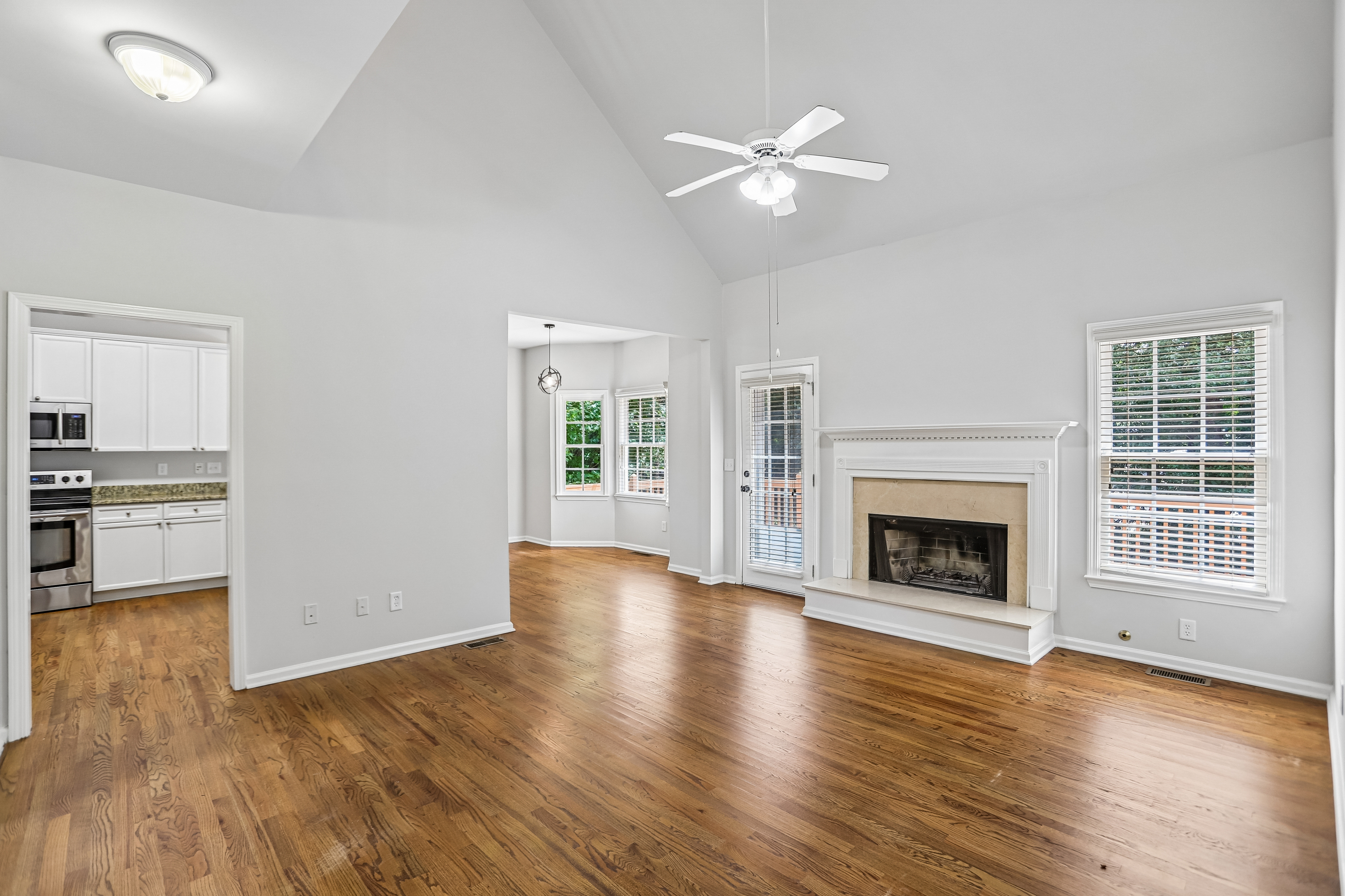 Photo 4 of 51 of 199 Pine Cres, Newnan, GA