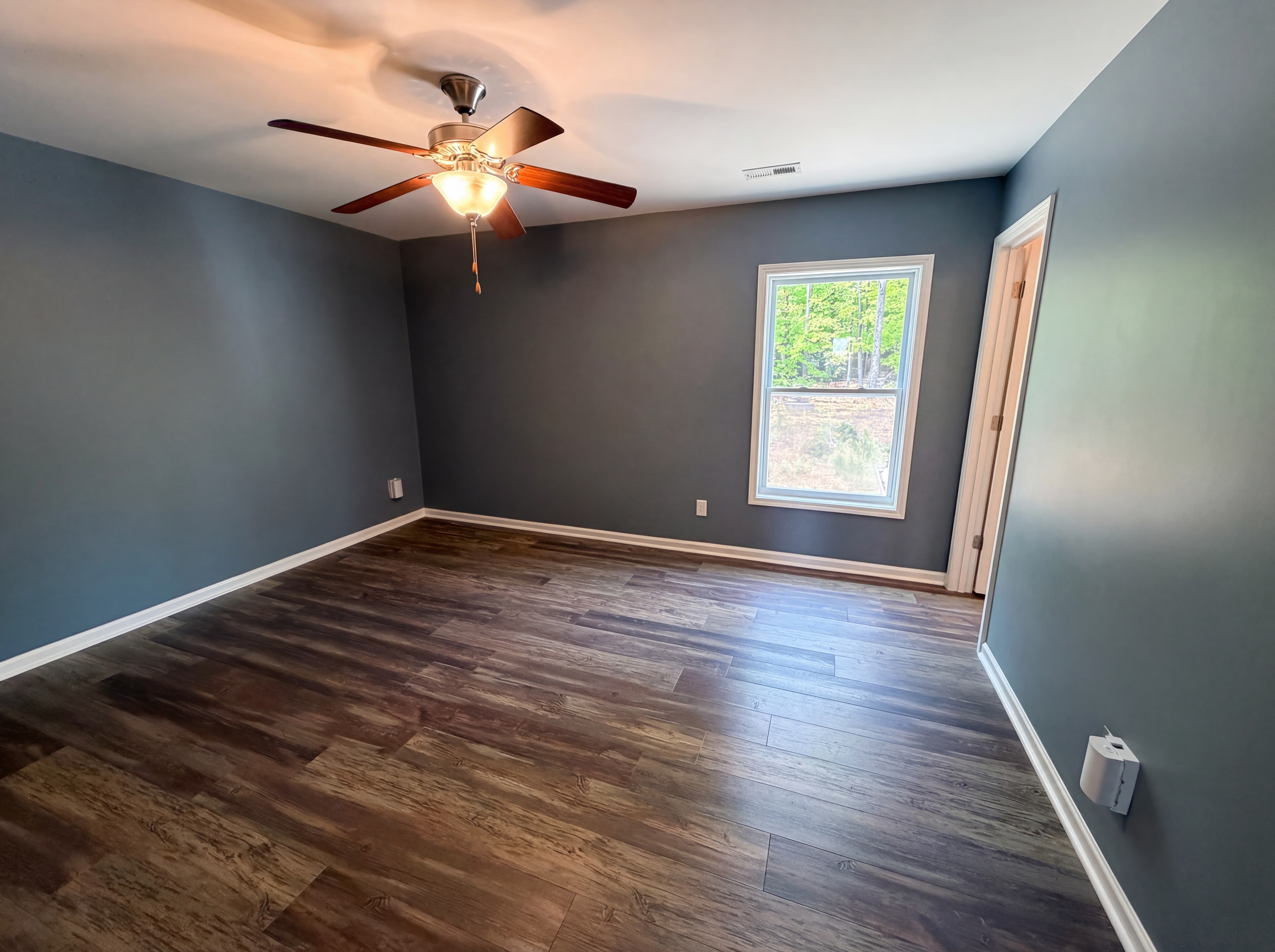 Photo 23 of 28 of 403 Eagle Claw Ct, Chapin, SC