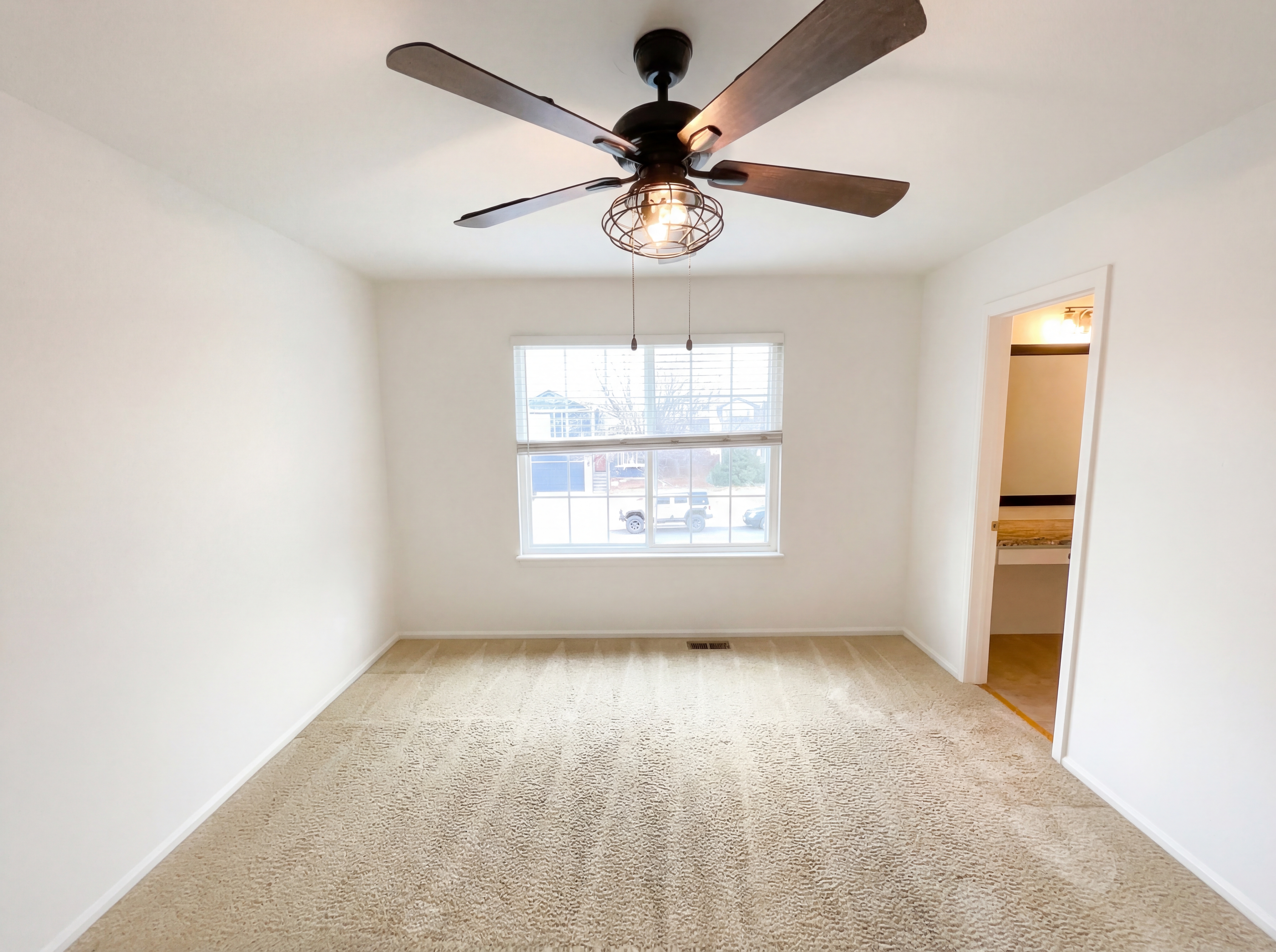 Photo 4 of 20 of 2154 Gold Dust Ln, Highlands Ranch, CO