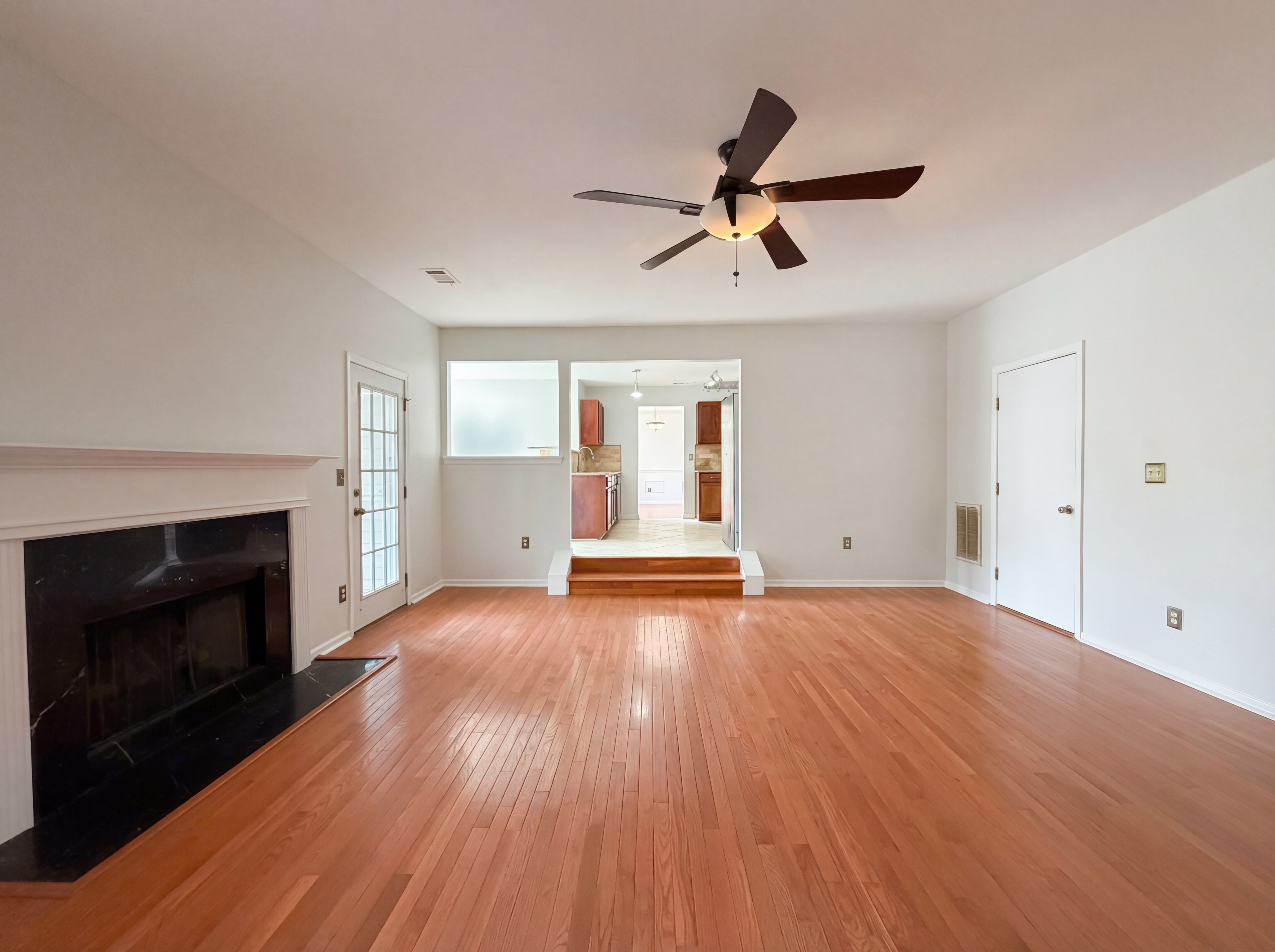 Photo 10 of 46 of 5522 Wind River Ln, Powder Springs, GA