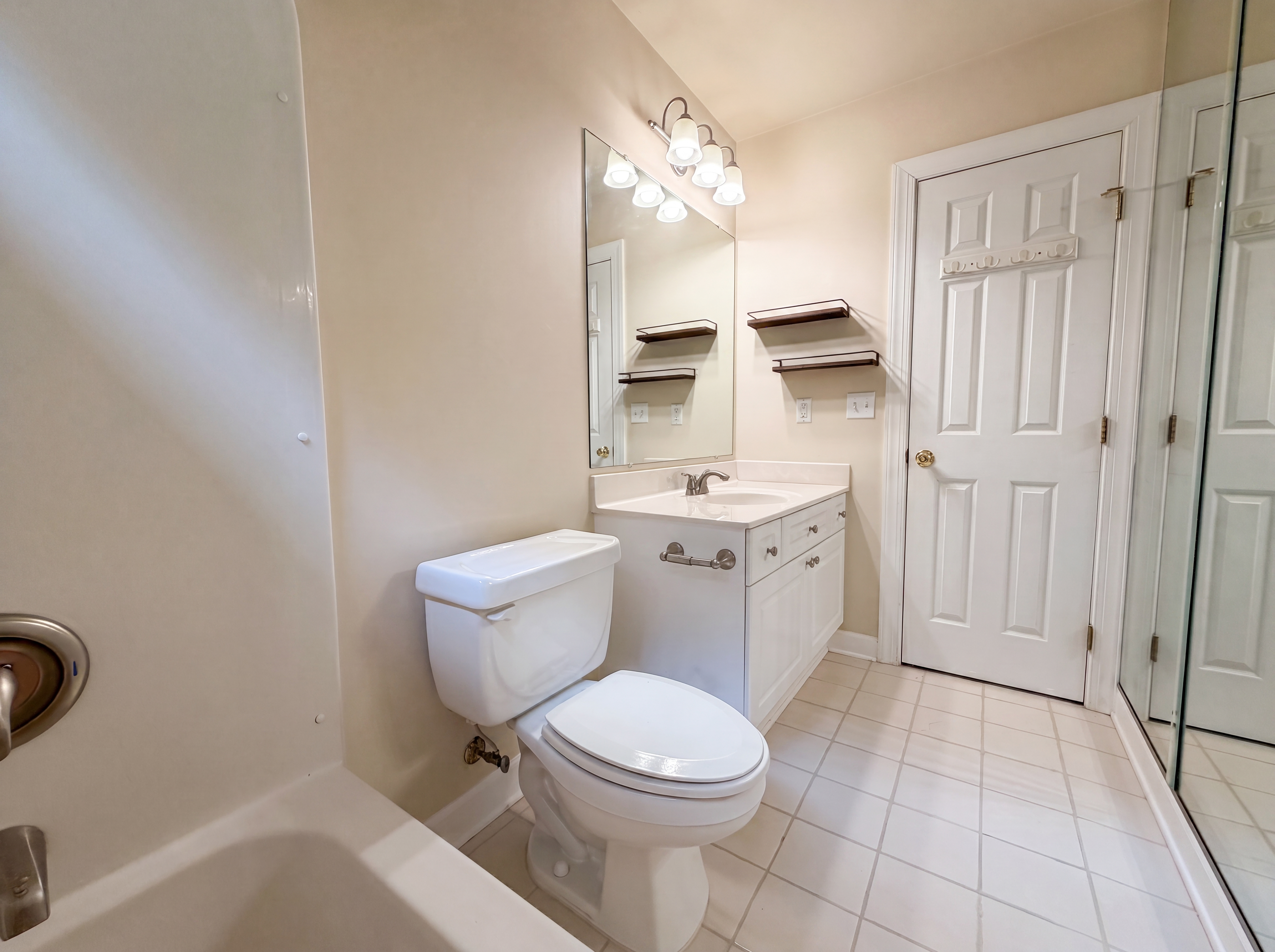 Photo 15 of 19 of 7301 Lakefall Dr, Wake Forest, NC