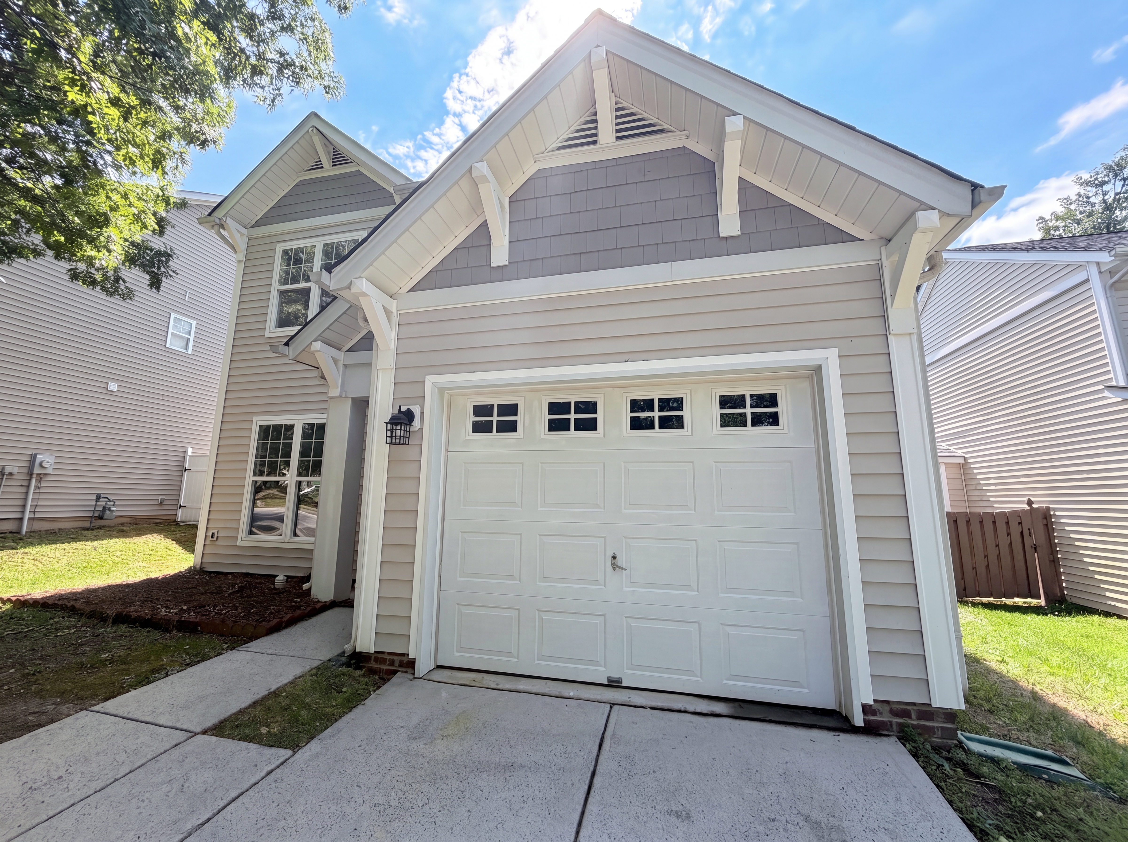 Photo 15 of 17 of 10648 Secret Garden Ln, Charlotte, NC