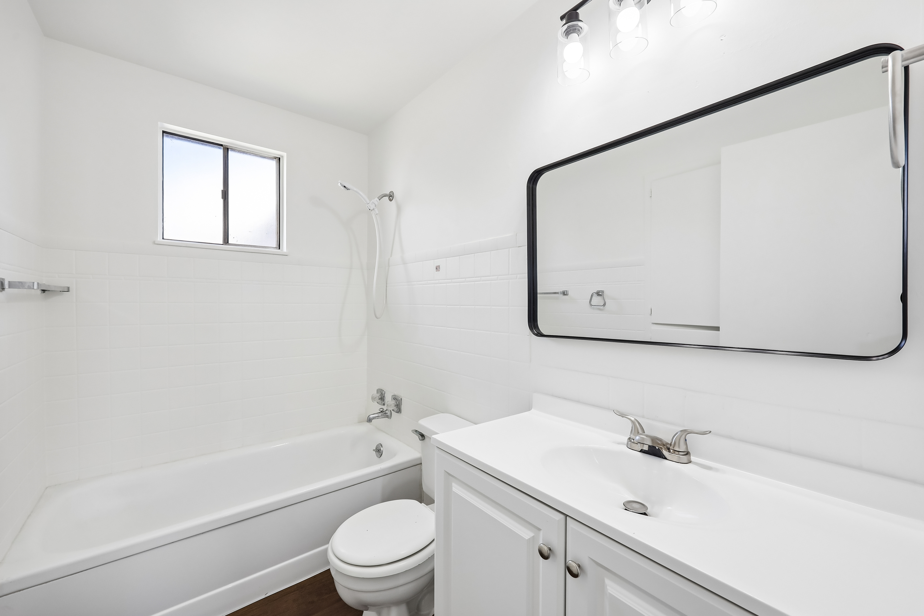 Photo 11 of 20 of 259 Sage Creek Cir, Springville, UT