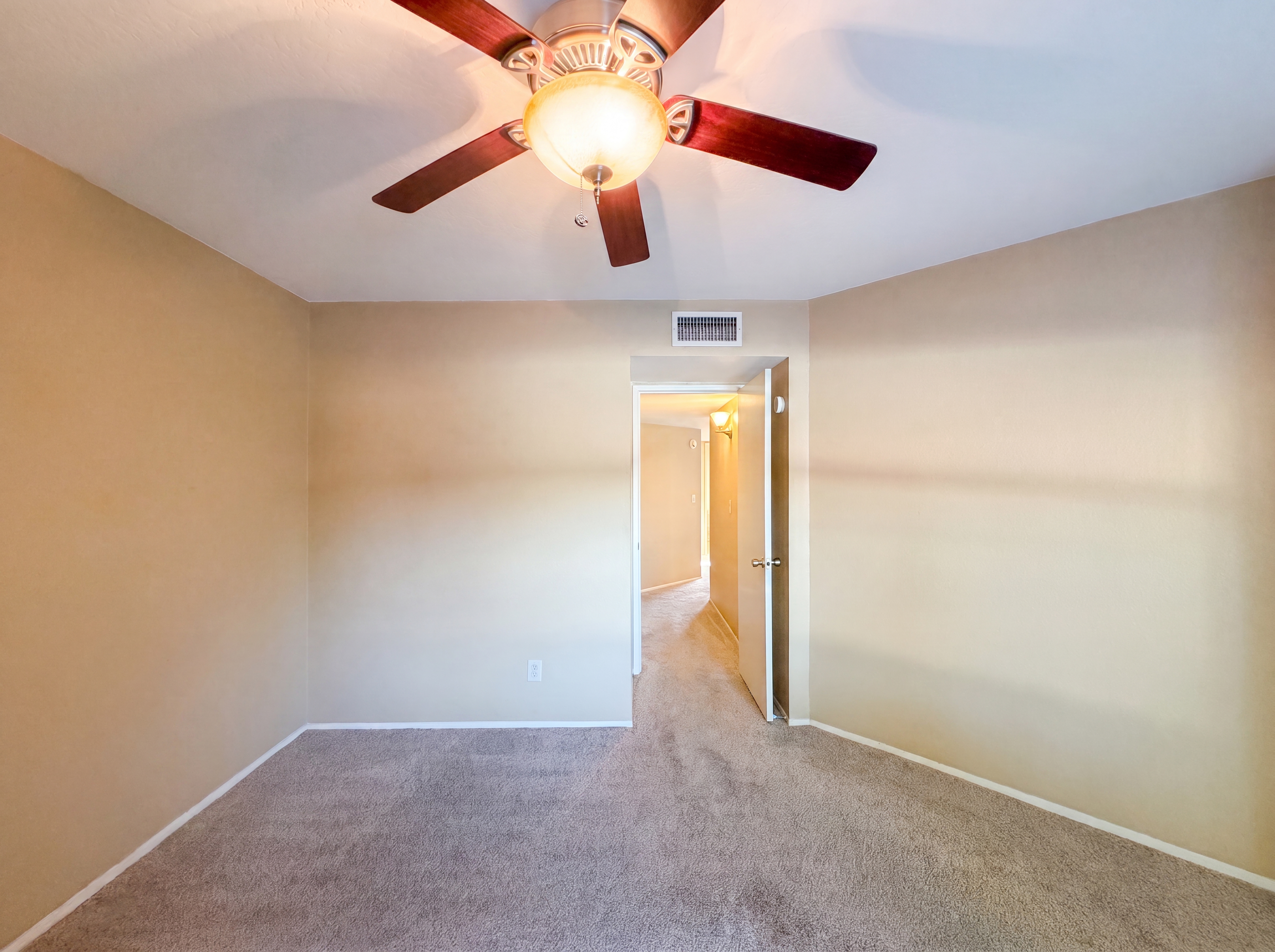 Photo 20 of 28 of 12346 S Shoshoni Dr, Phoenix, AZ