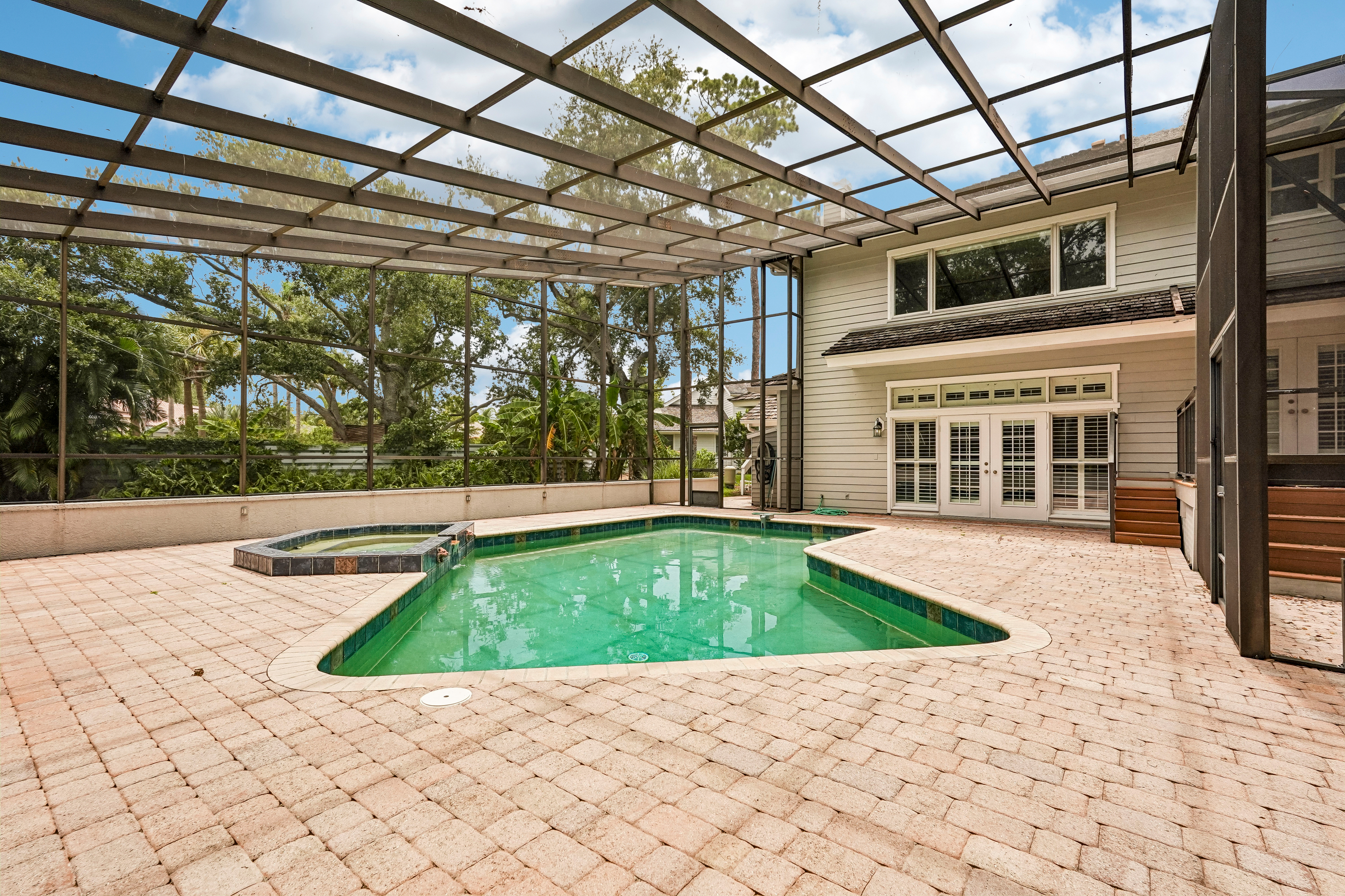 Photo 41 of 68 of 1675 Landings Ln, Sarasota, FL