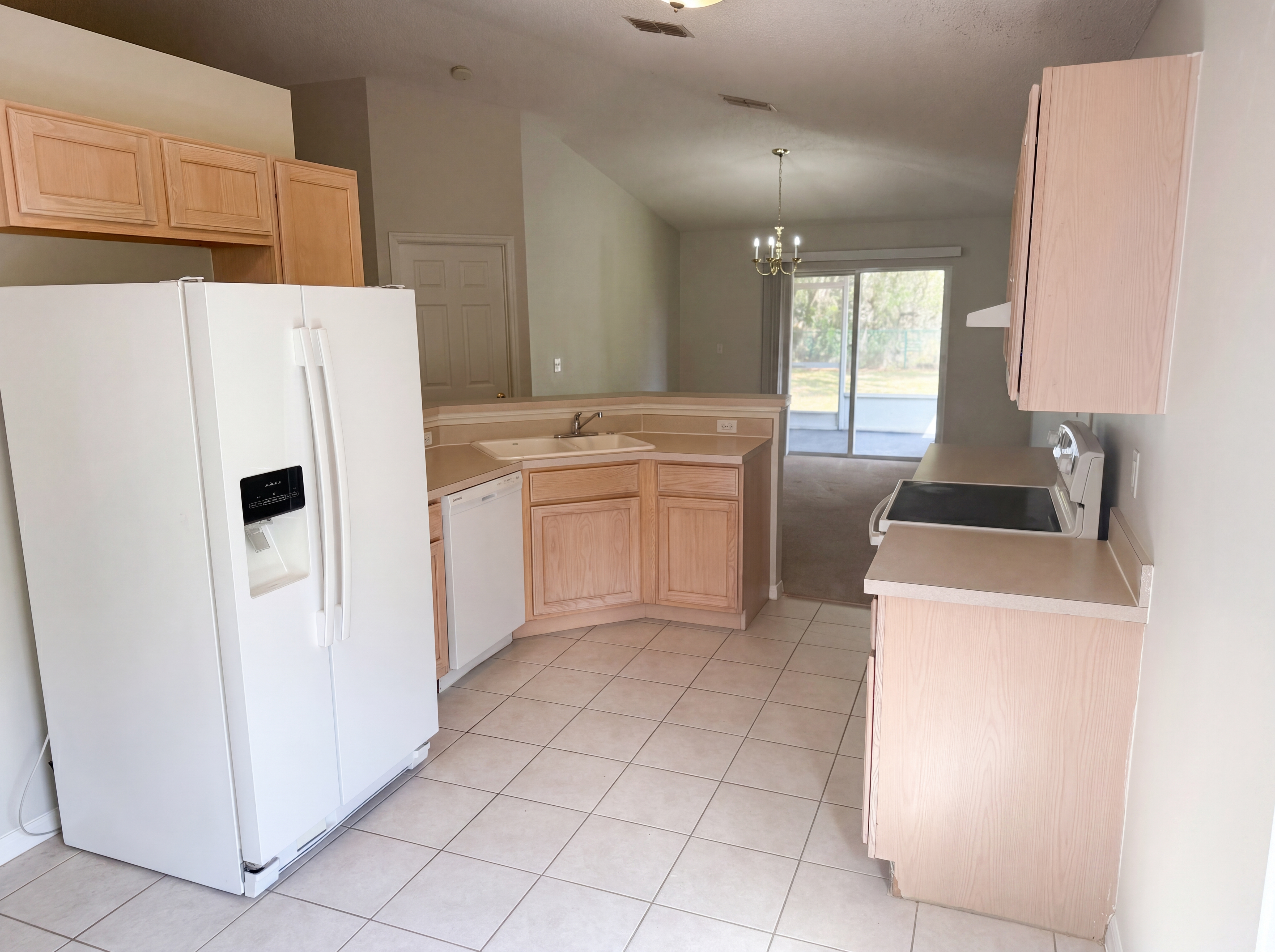 Photo 15 of 28 of 262 SW Panther Trce, Port Saint Lucie, FL