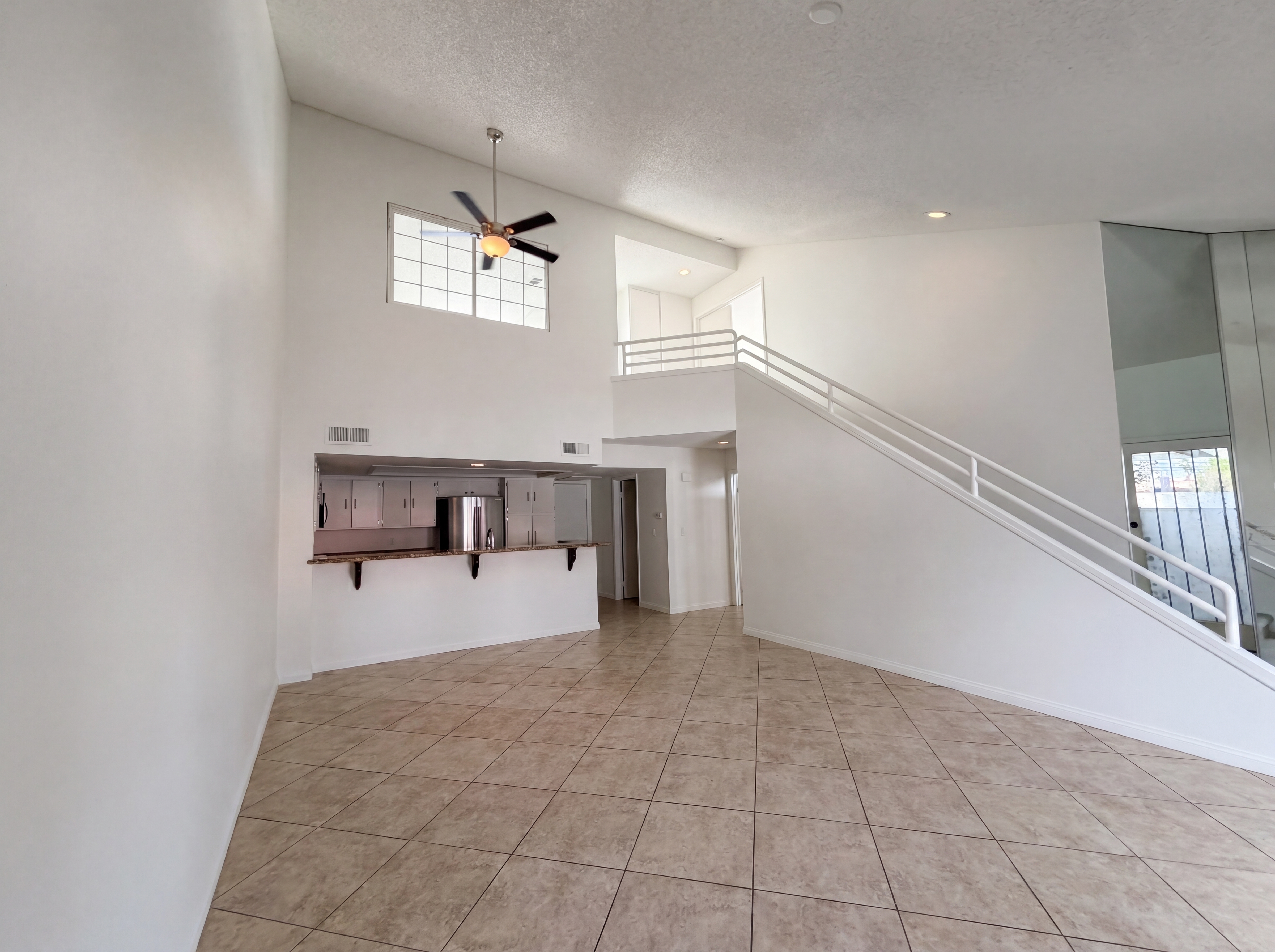Photo 9 of 28 of 5631 Vineyard Ln, Las Vegas, NV