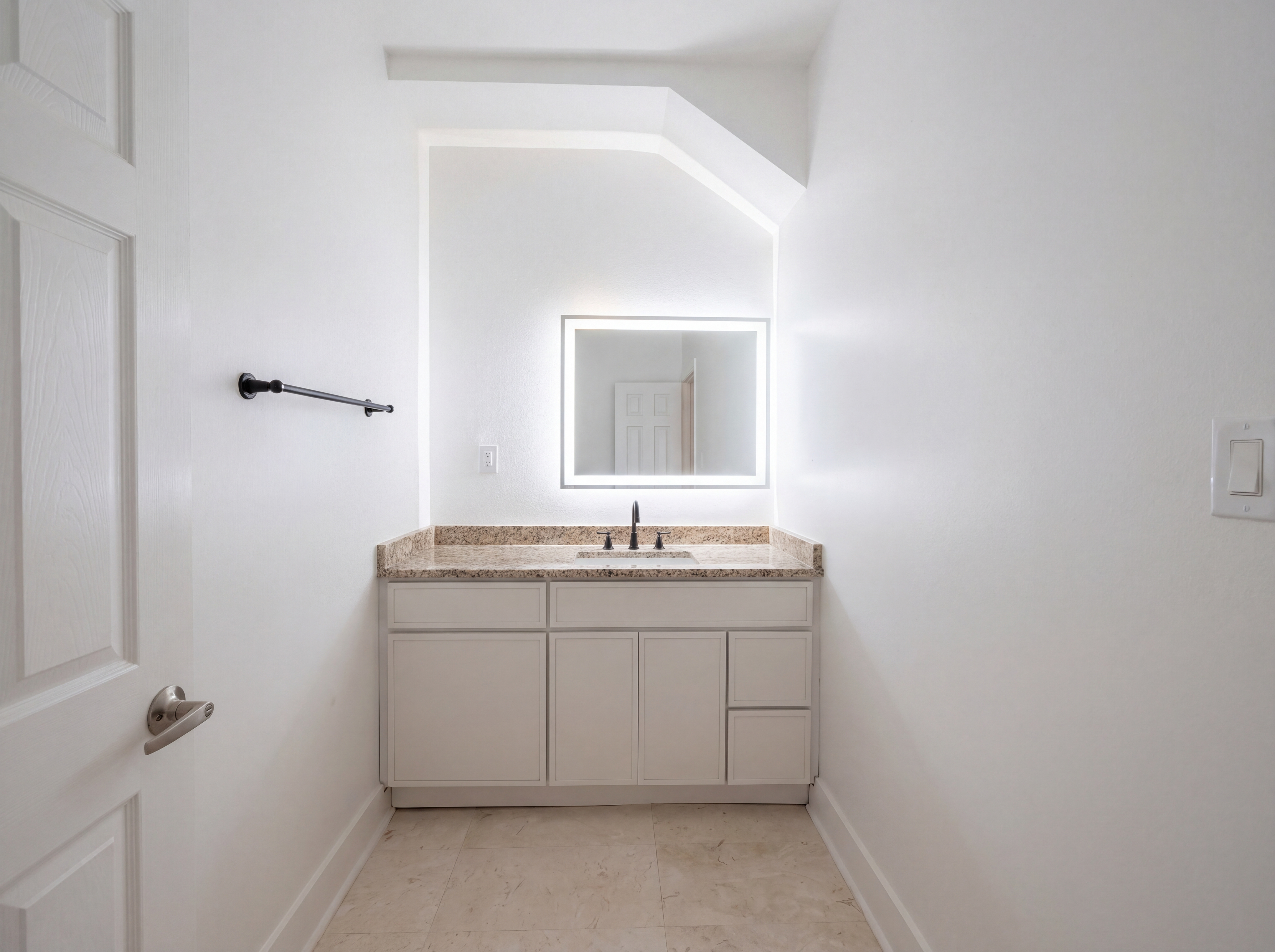 Photo 16 of 26 of 3600 Asaro Pl, Plano, TX