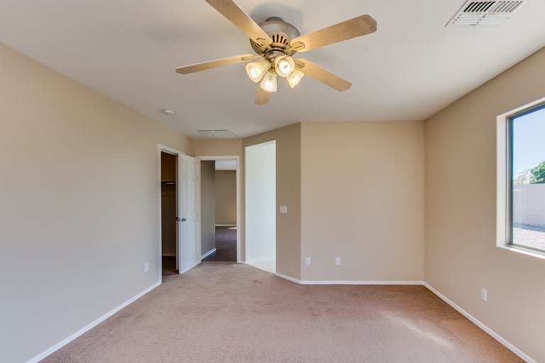 Photo 18 of 37 - 6934 S Skylark Ln, Buckeye, AZ 85326