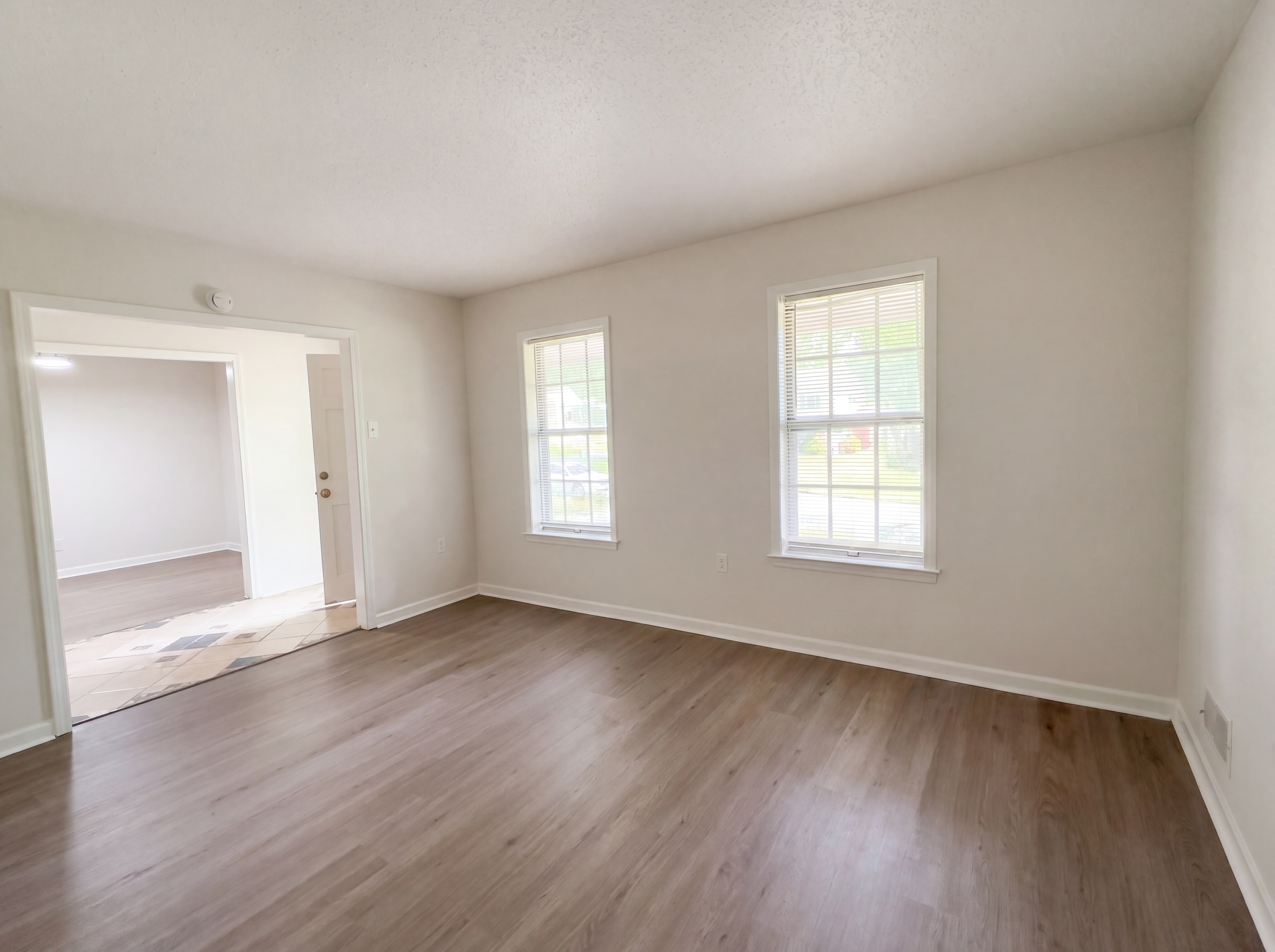 Photo 13 of 43 of 4803 Priscilla Ave, Memphis, TN