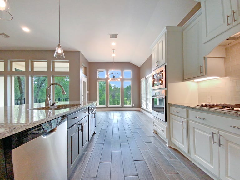 Photo 24 of 31 - 512 Judge Fisk Dr, Leander, TX 78641
