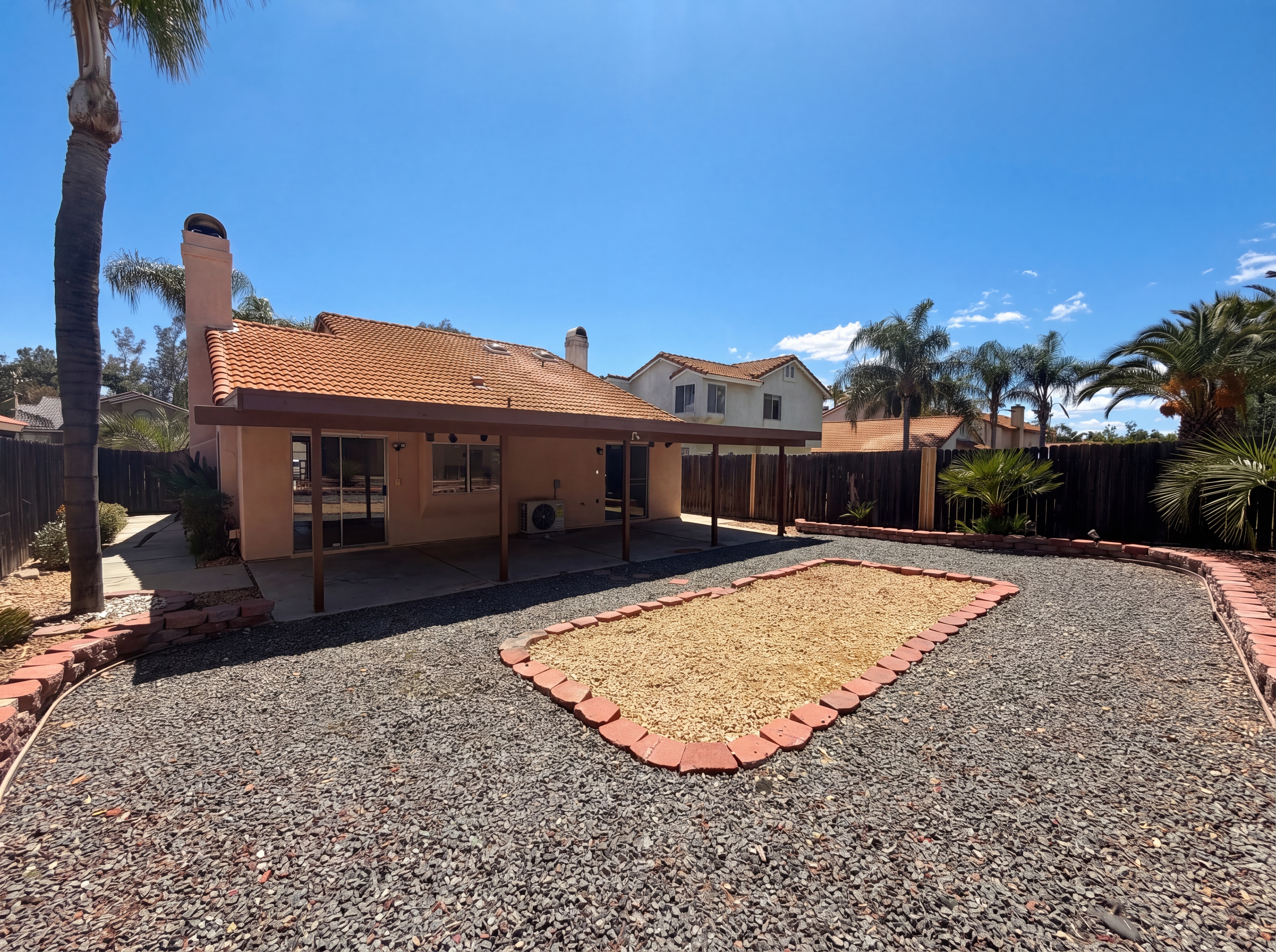 Photo 5 of 26 of 39823 Knollridge Dr, Temecula, CA