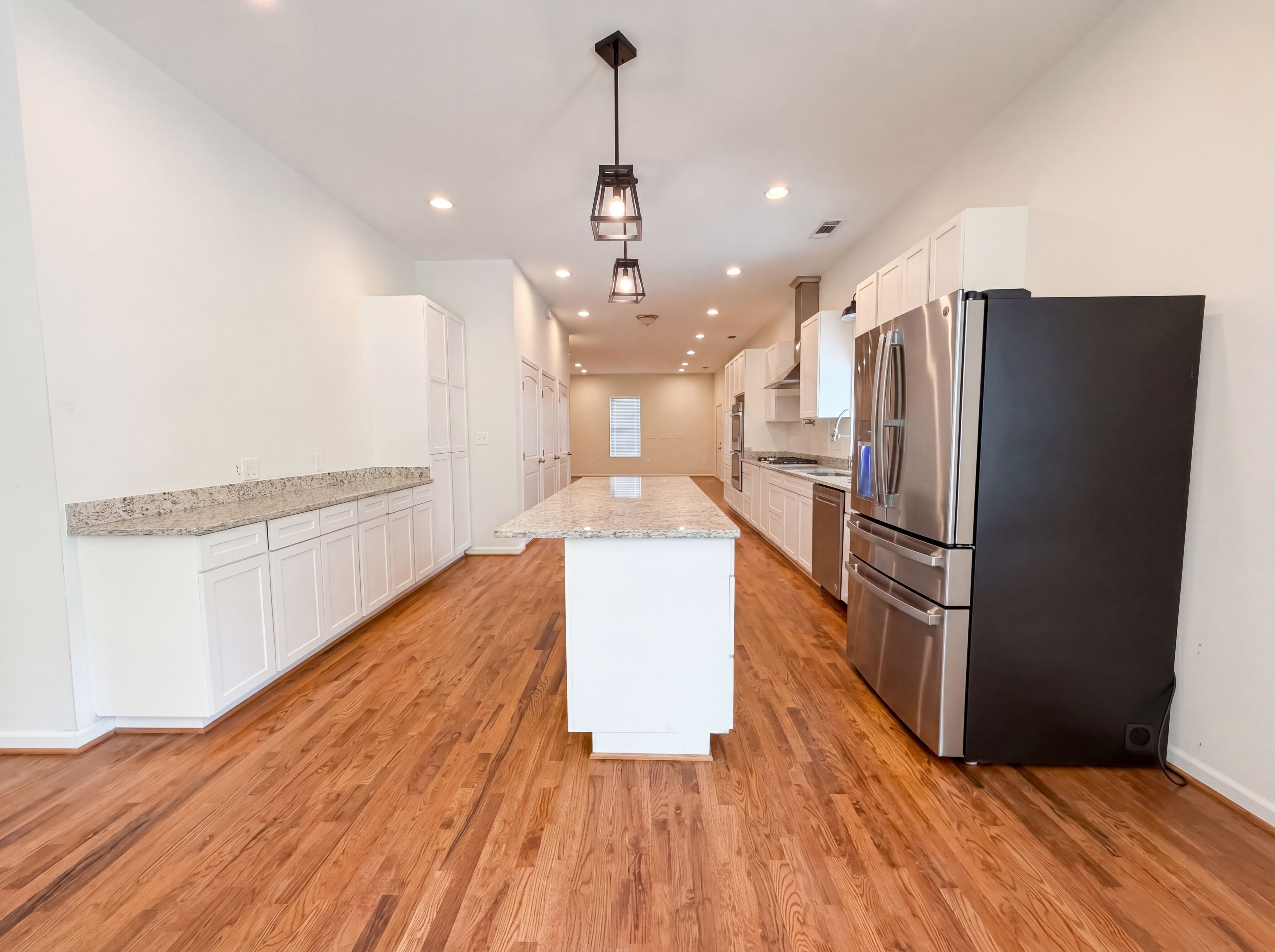 Photo 6 of 22 of 861 77th St S, Birmingham, AL