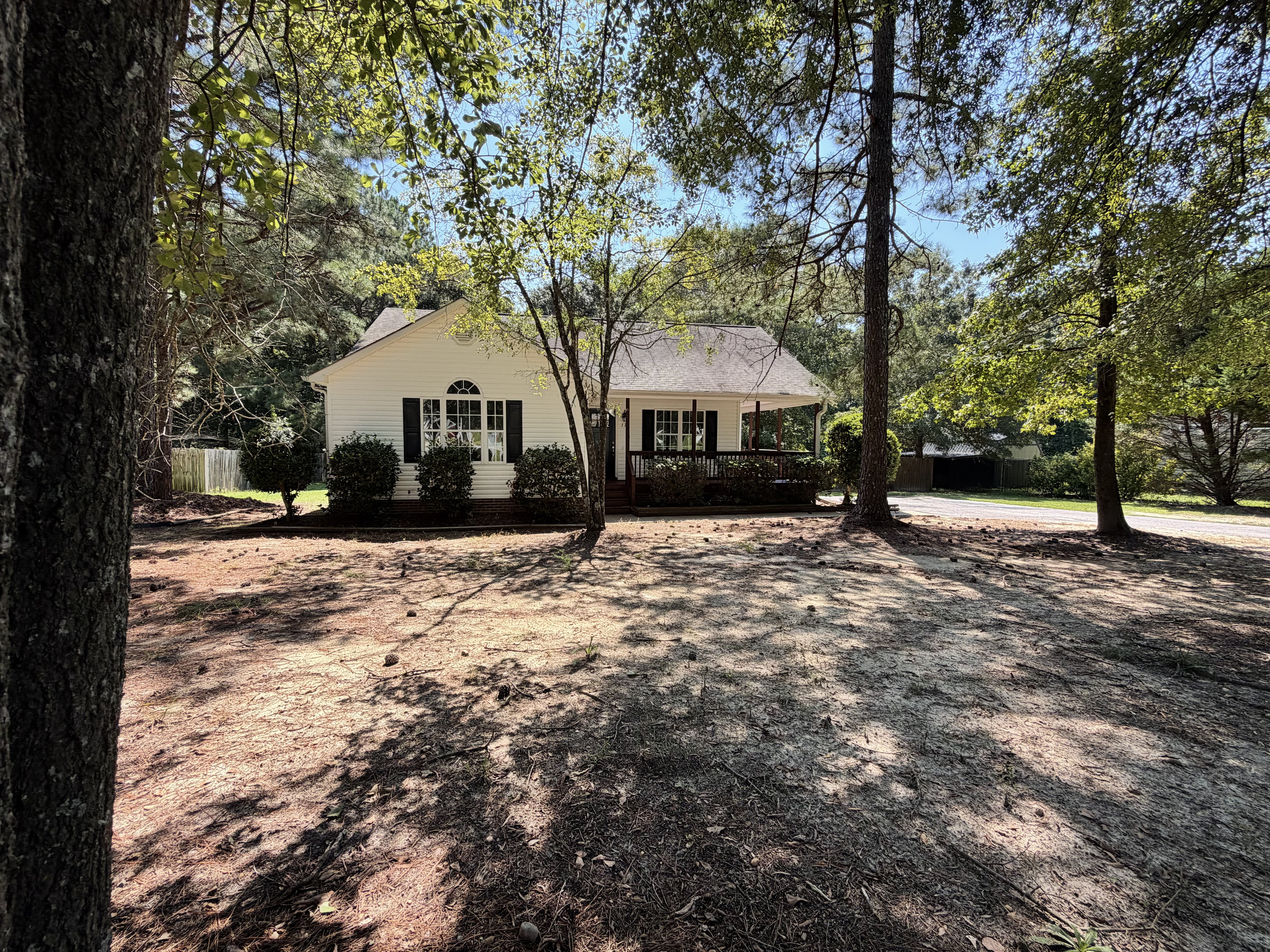 Photo 13 of 25 of 576 Sunray Dr, Clayton, NC