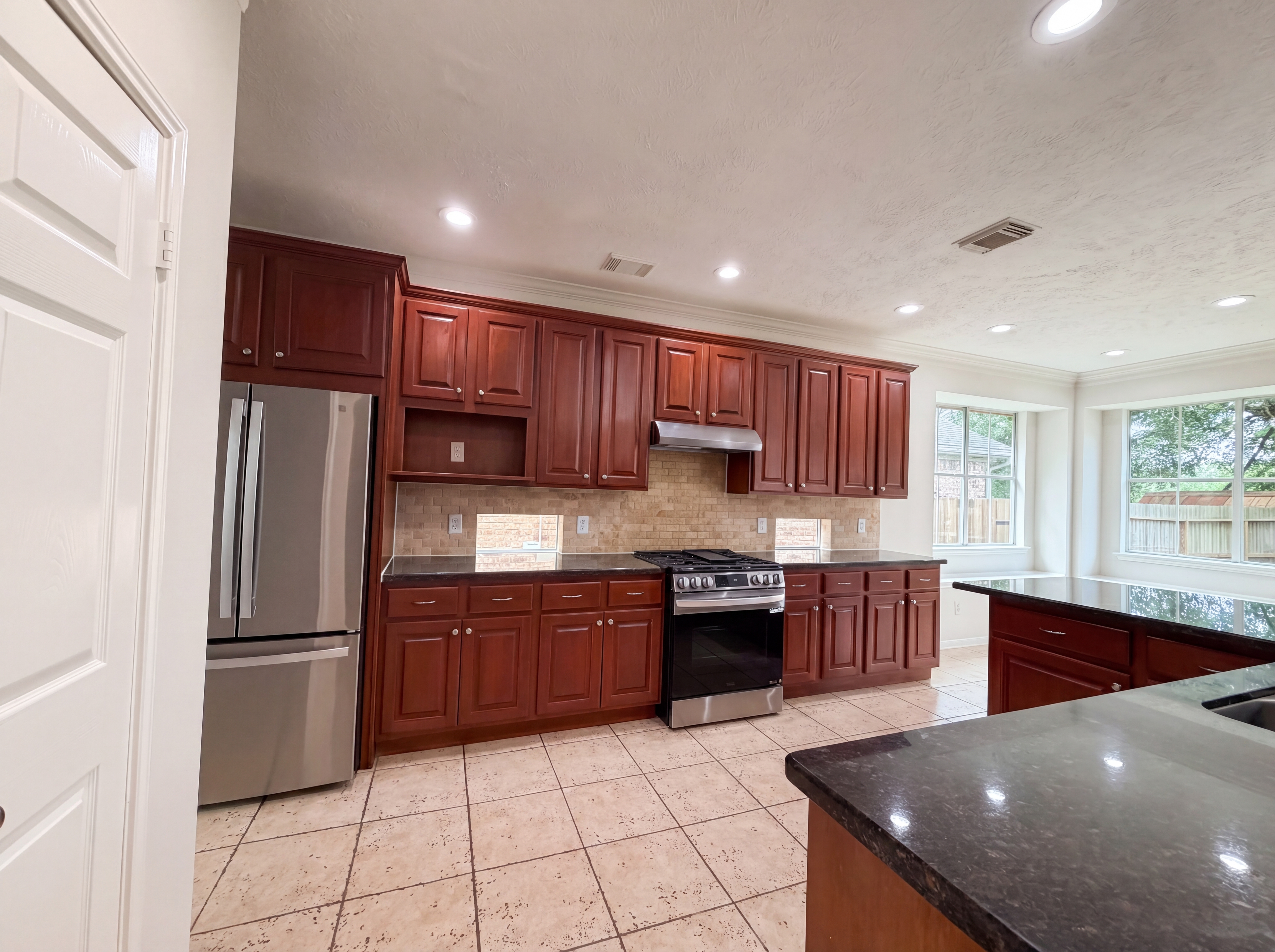 Photo 8 of 33 of 3106 Forrester Dr, Pearland, TX