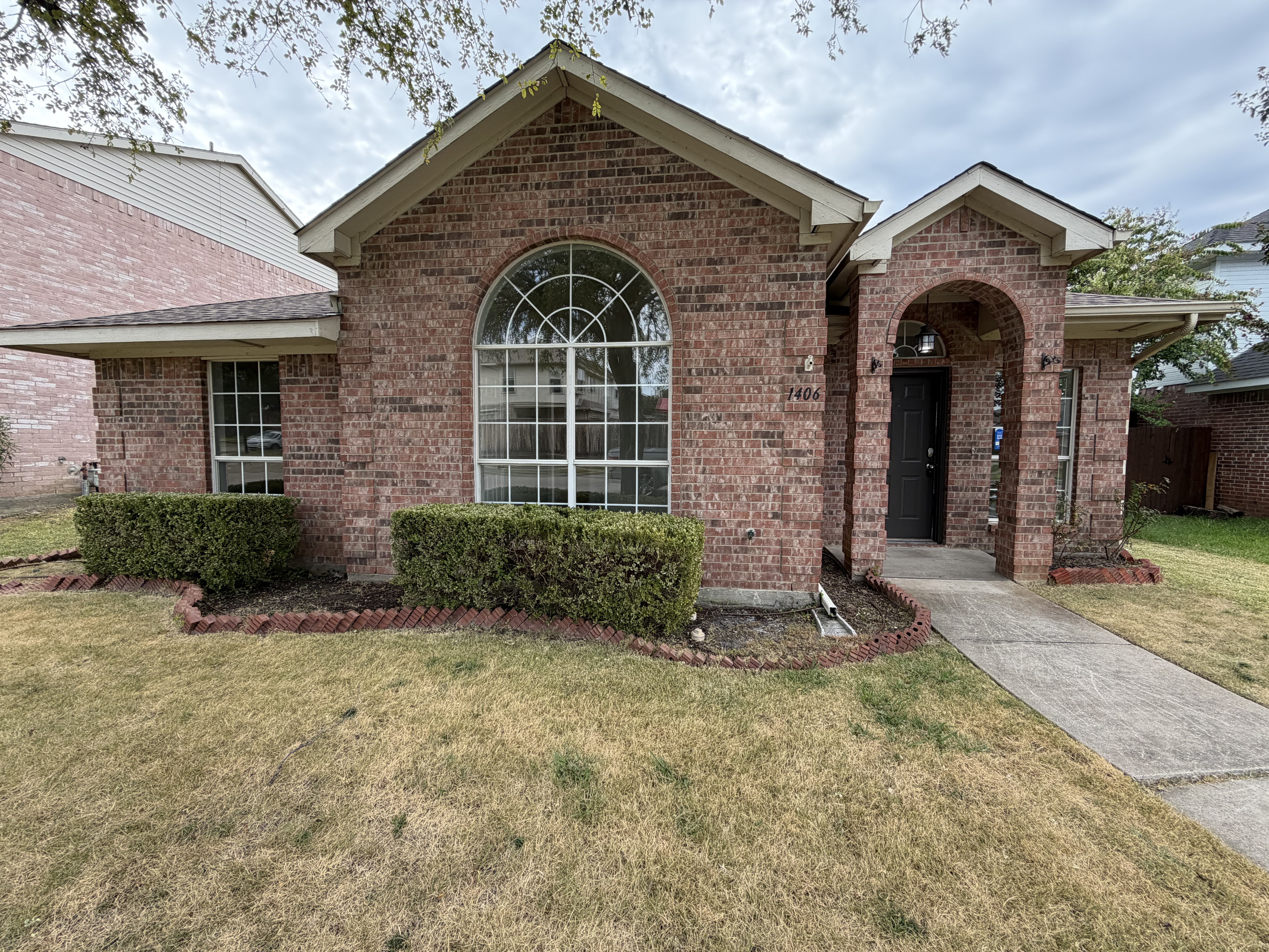 Photo 22 of 26 of 1406 Di Orio Dr, Lewisville, TX