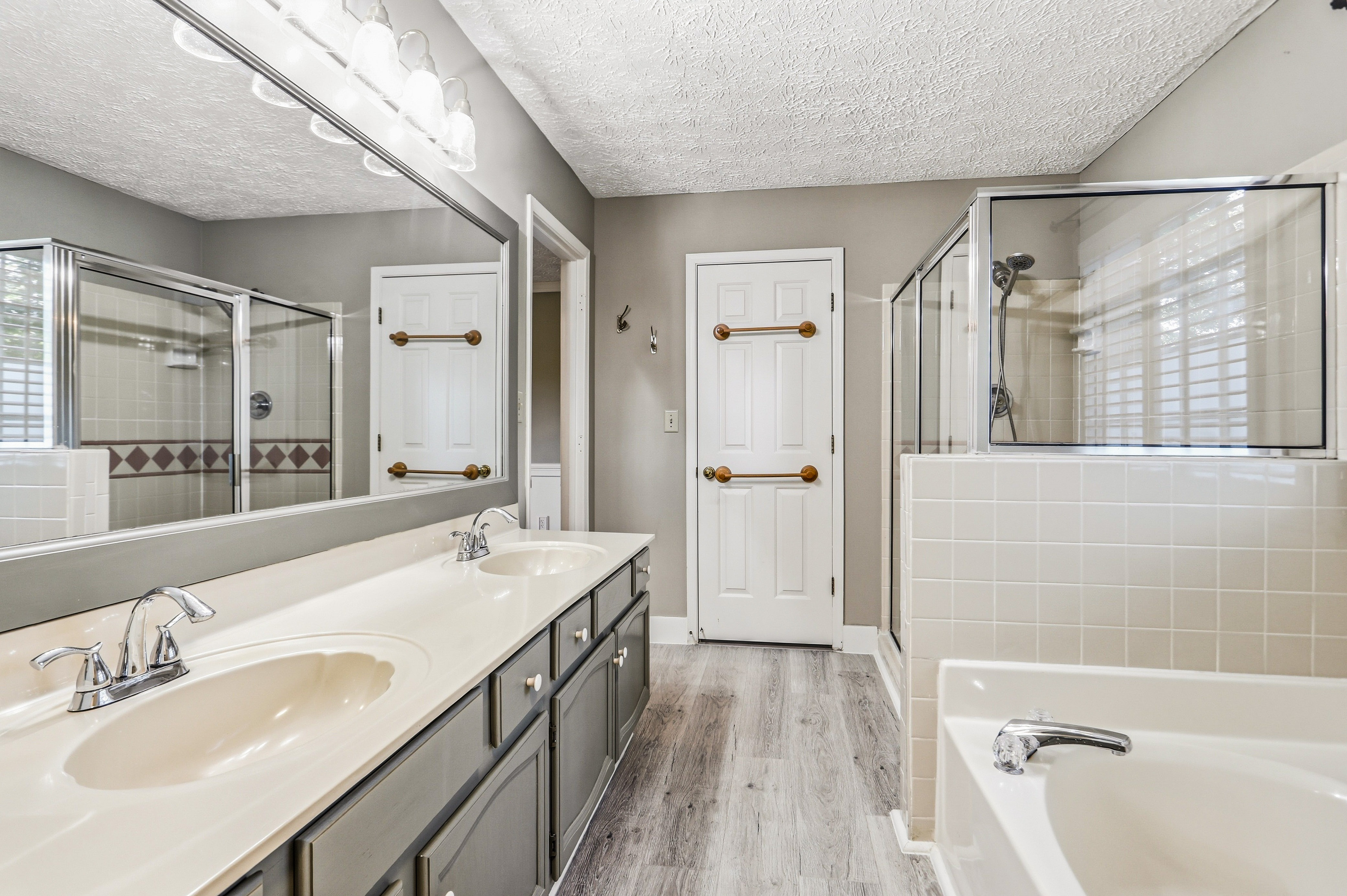 Photo 30 of 56 of 2696 S Arbor Dr, Marietta, GA