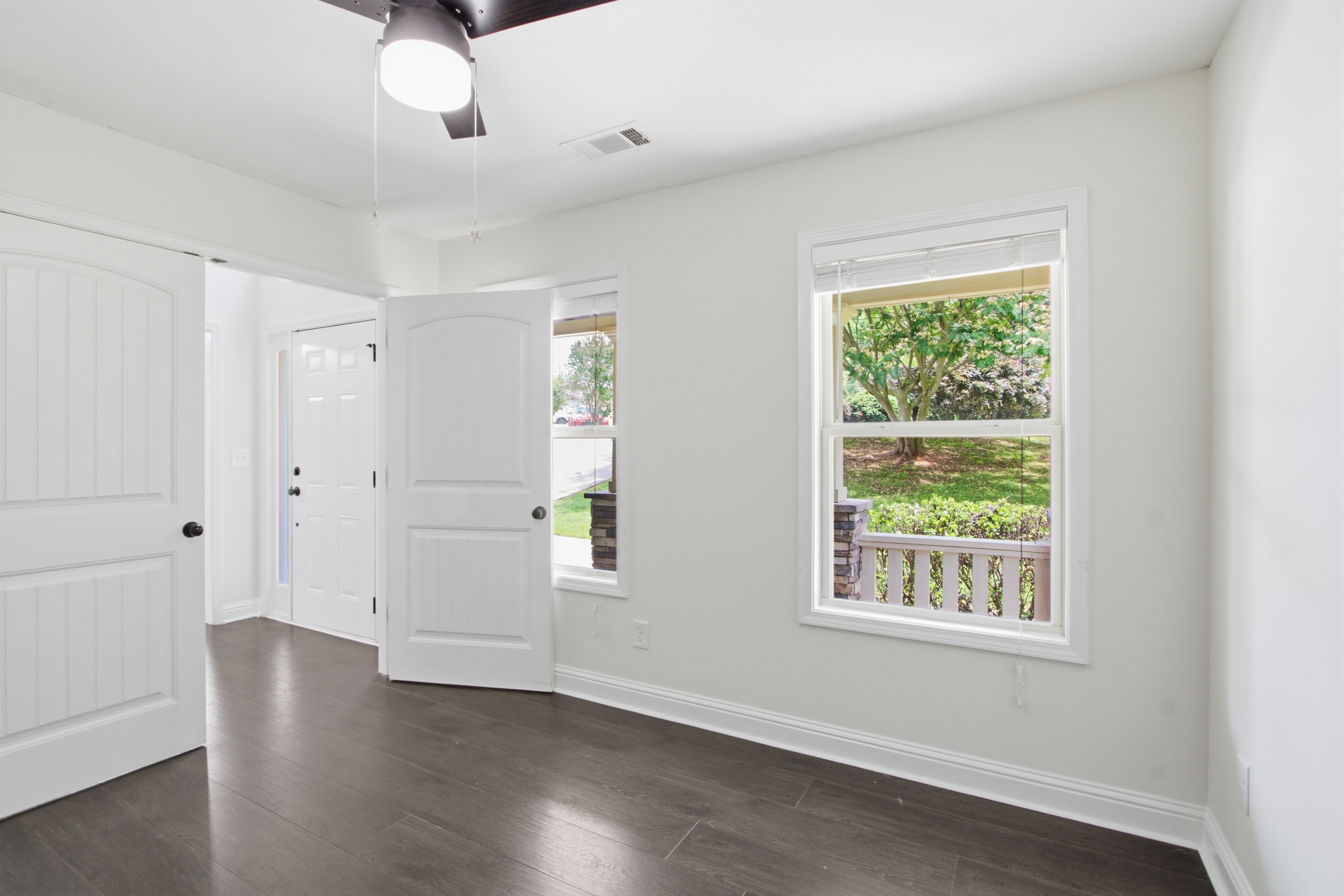 Photo 11 of 42 of 454 Woodbriar Dr, Jefferson, GA