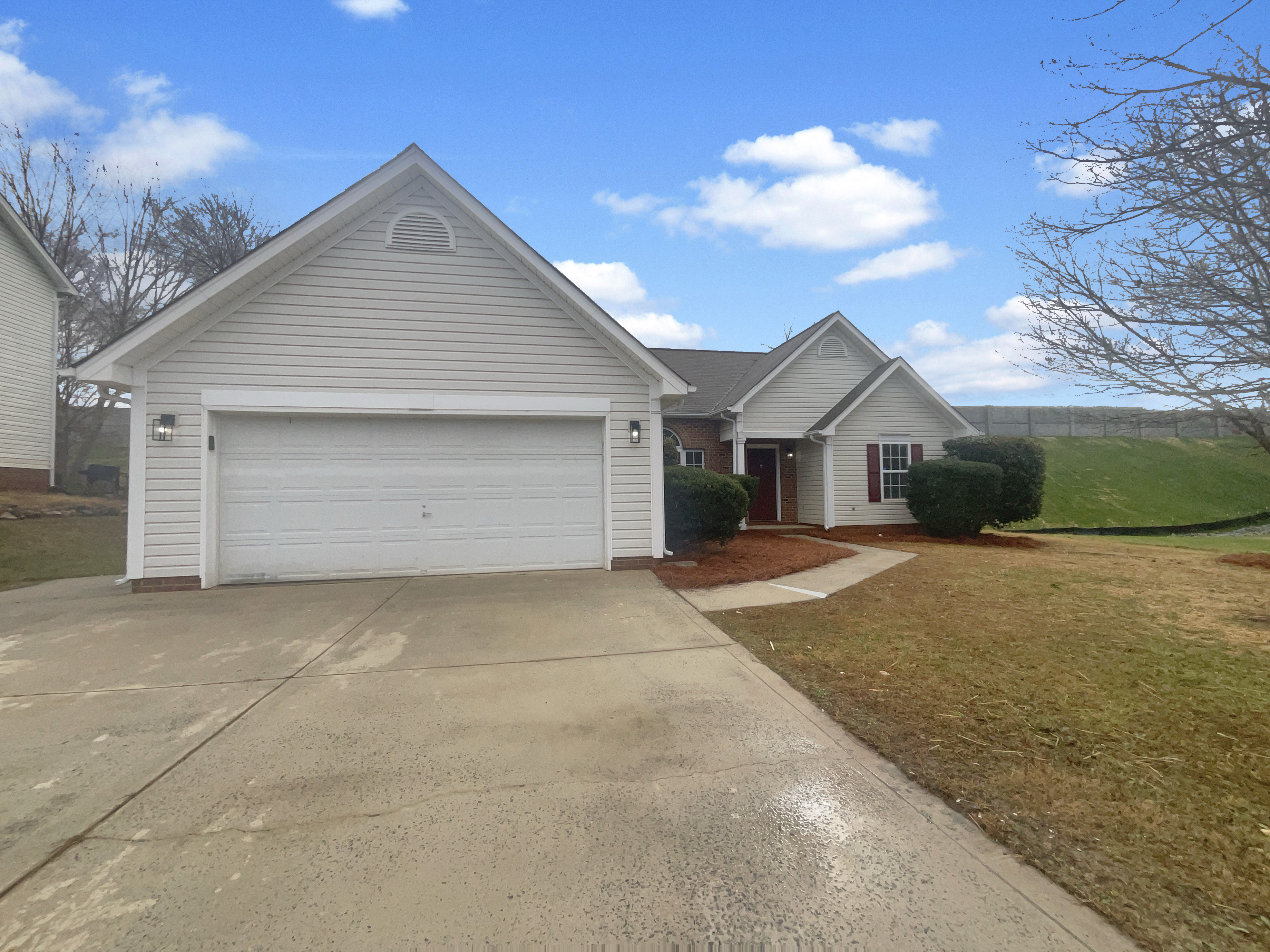 Photo 7 of 17 of 121 Shining Armor Ct, Mooresville, NC