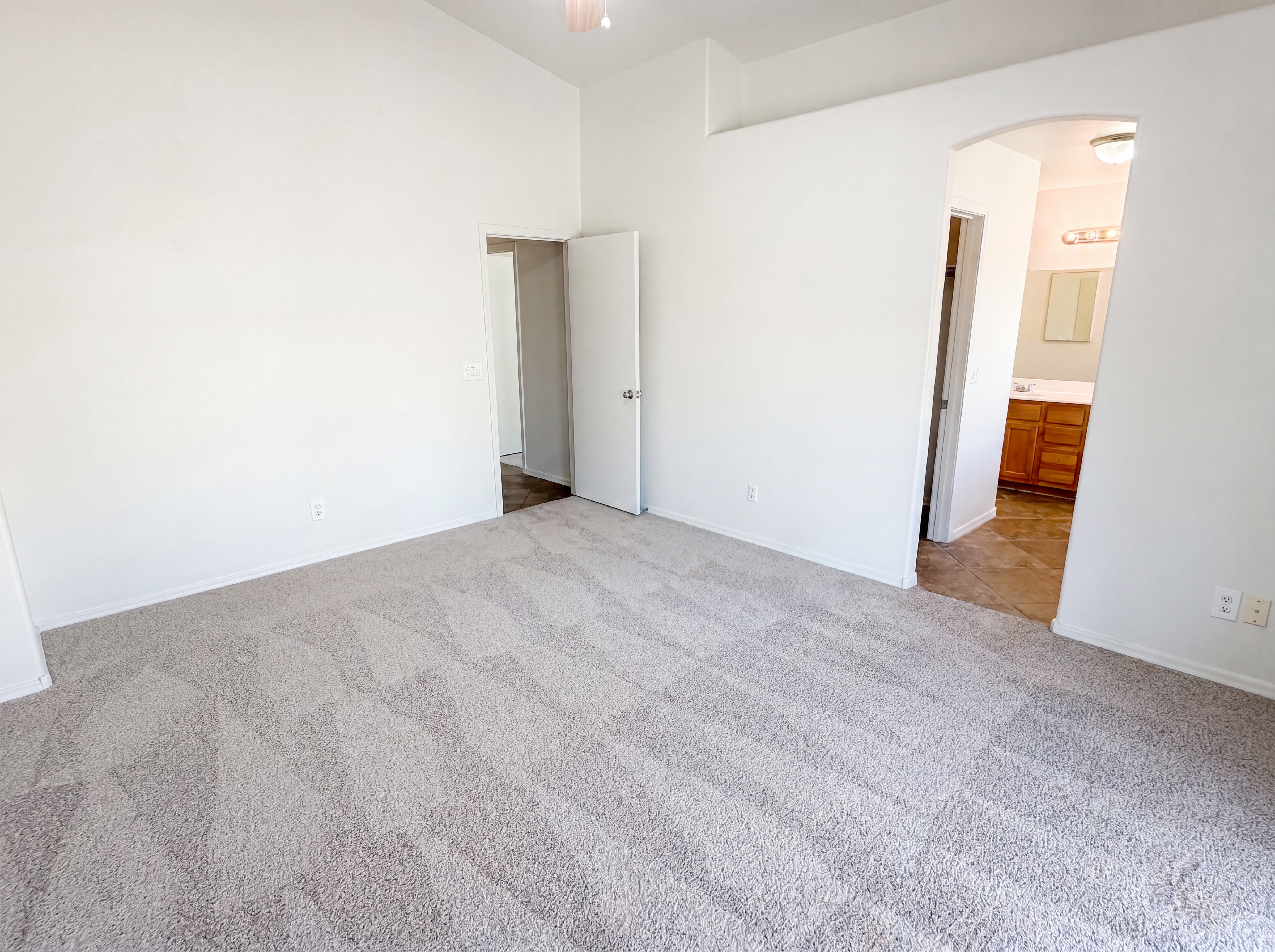 Photo 4 of 28 of 8271 N 112th Ave, Peoria, AZ