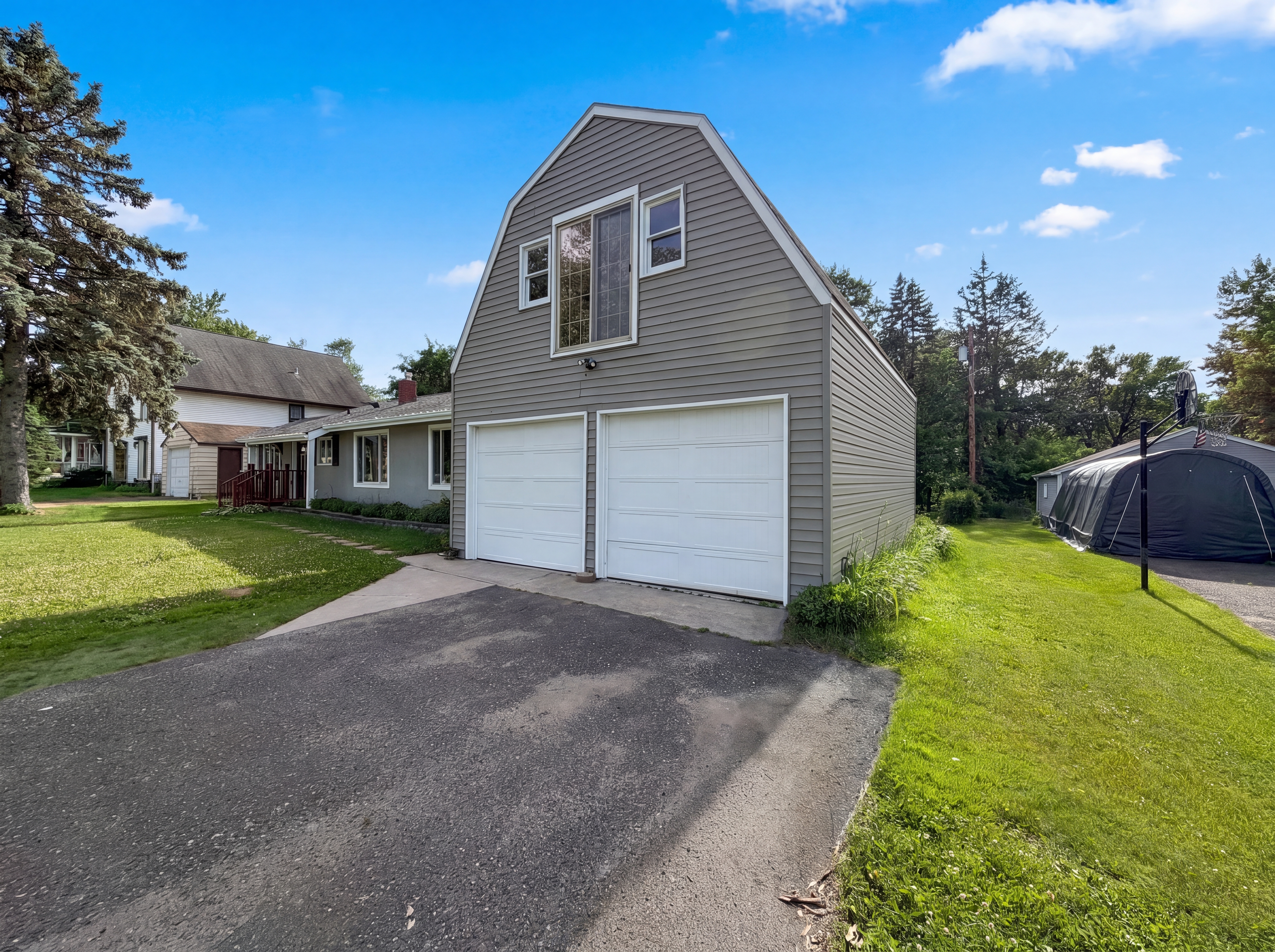 Photo 24 of 27 of 1695 Abell St, Maplewood, MN