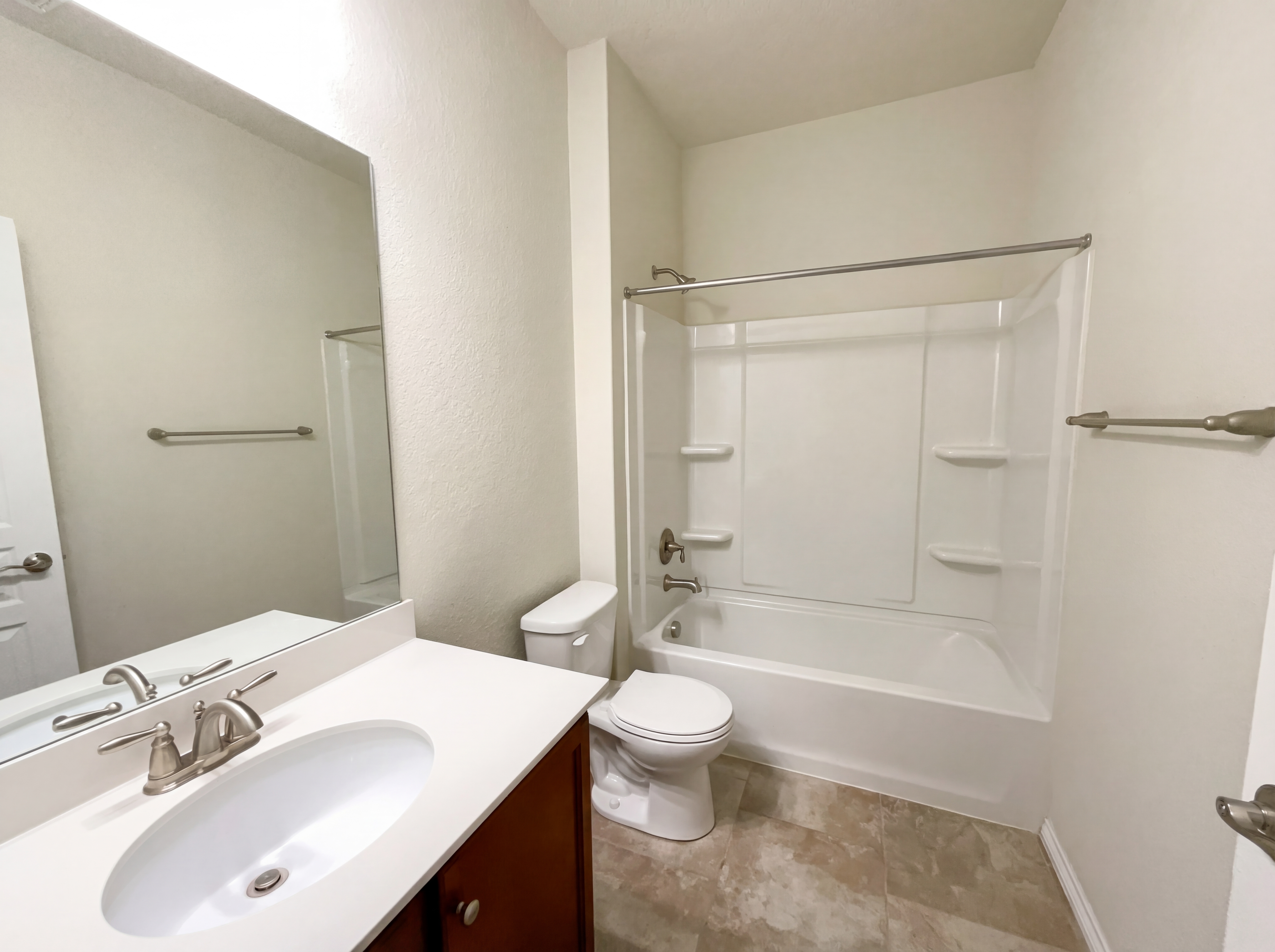Photo 9 of 23 of 13911 Persimmon Cv, San Antonio, TX