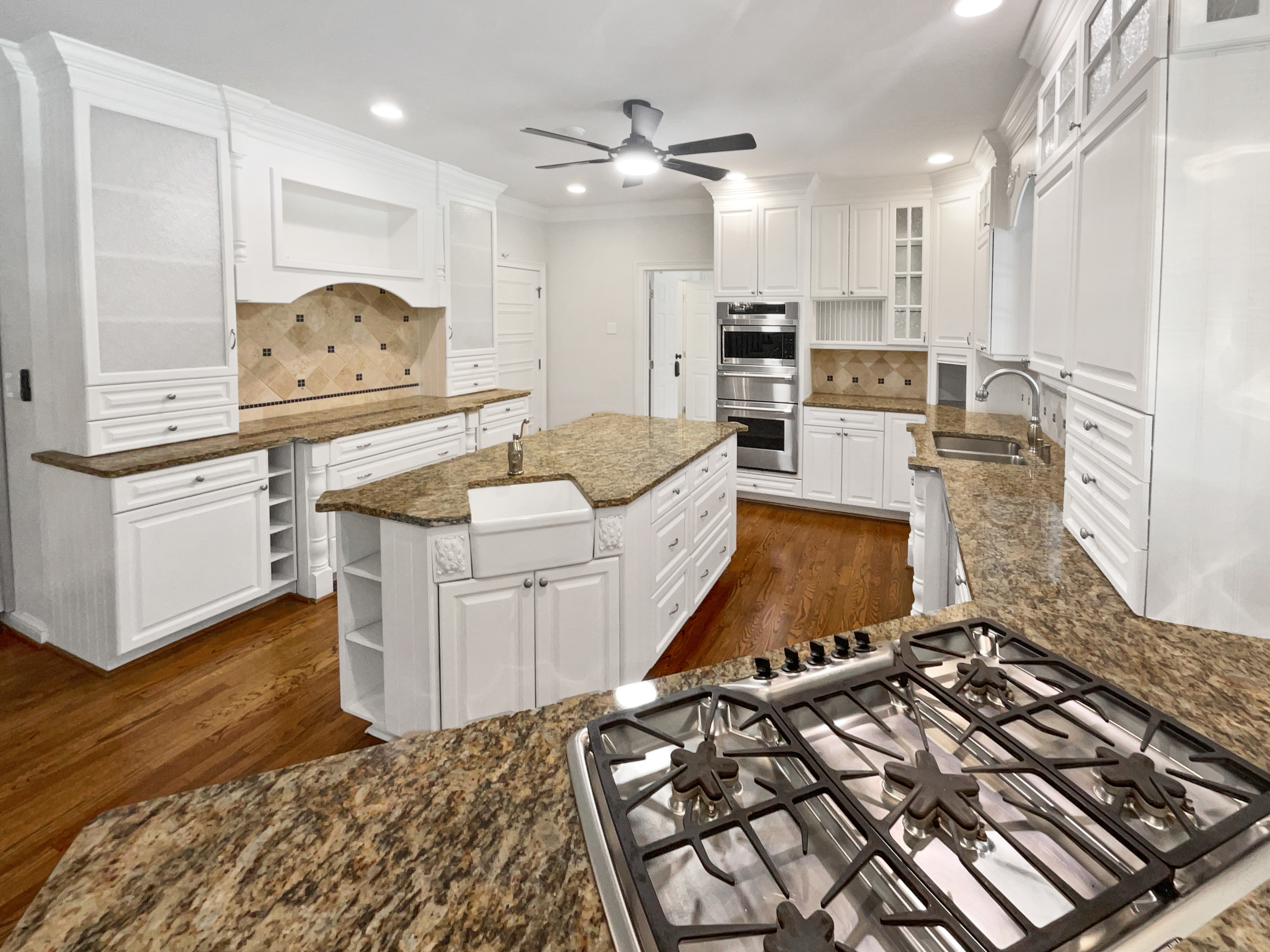 Photo 12 of 48 of 5919 Heritage Ln, Stone Mountain, GA