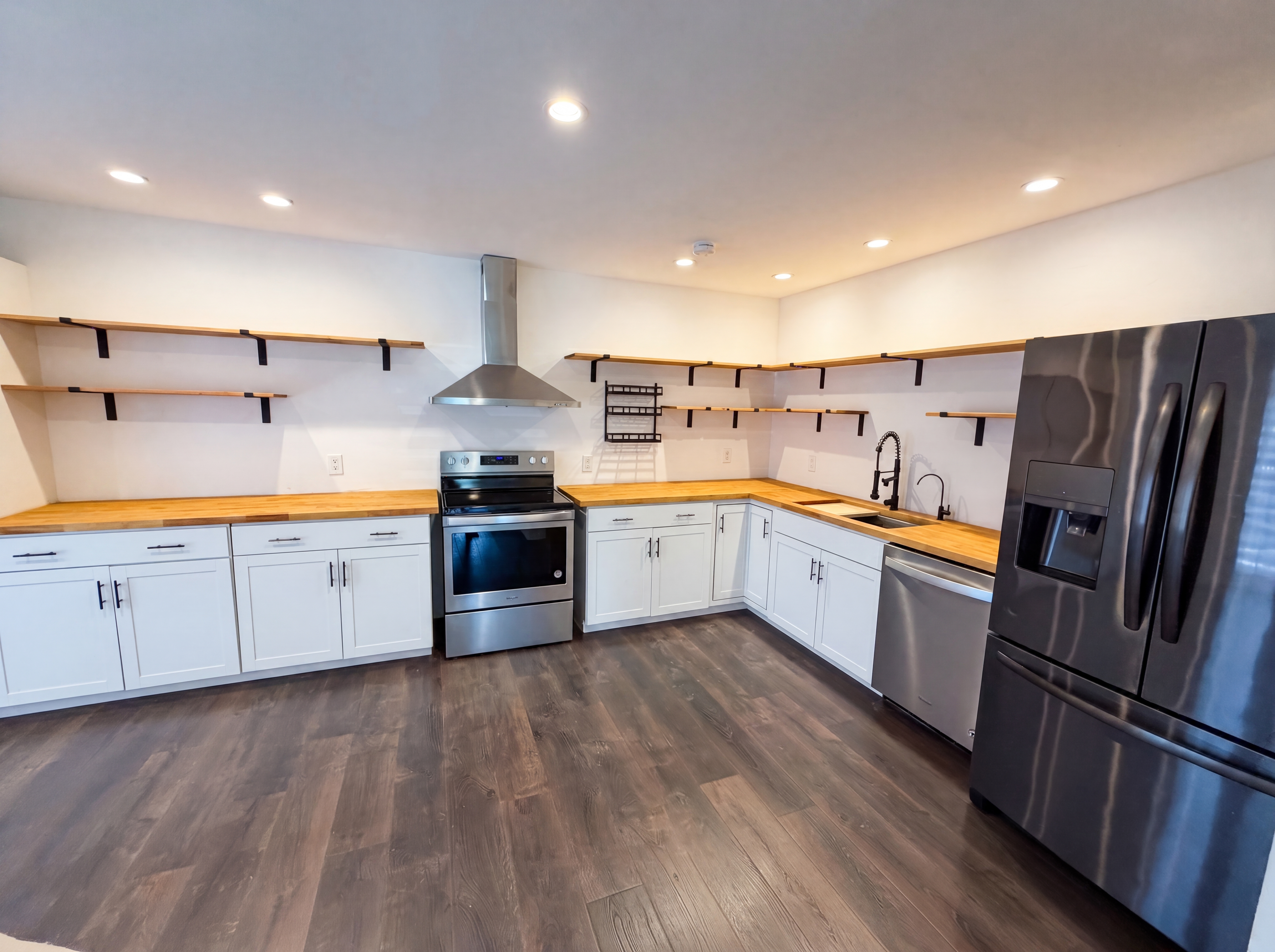 Photo 6 of 22 of 2040 S Longmore, Mesa, AZ