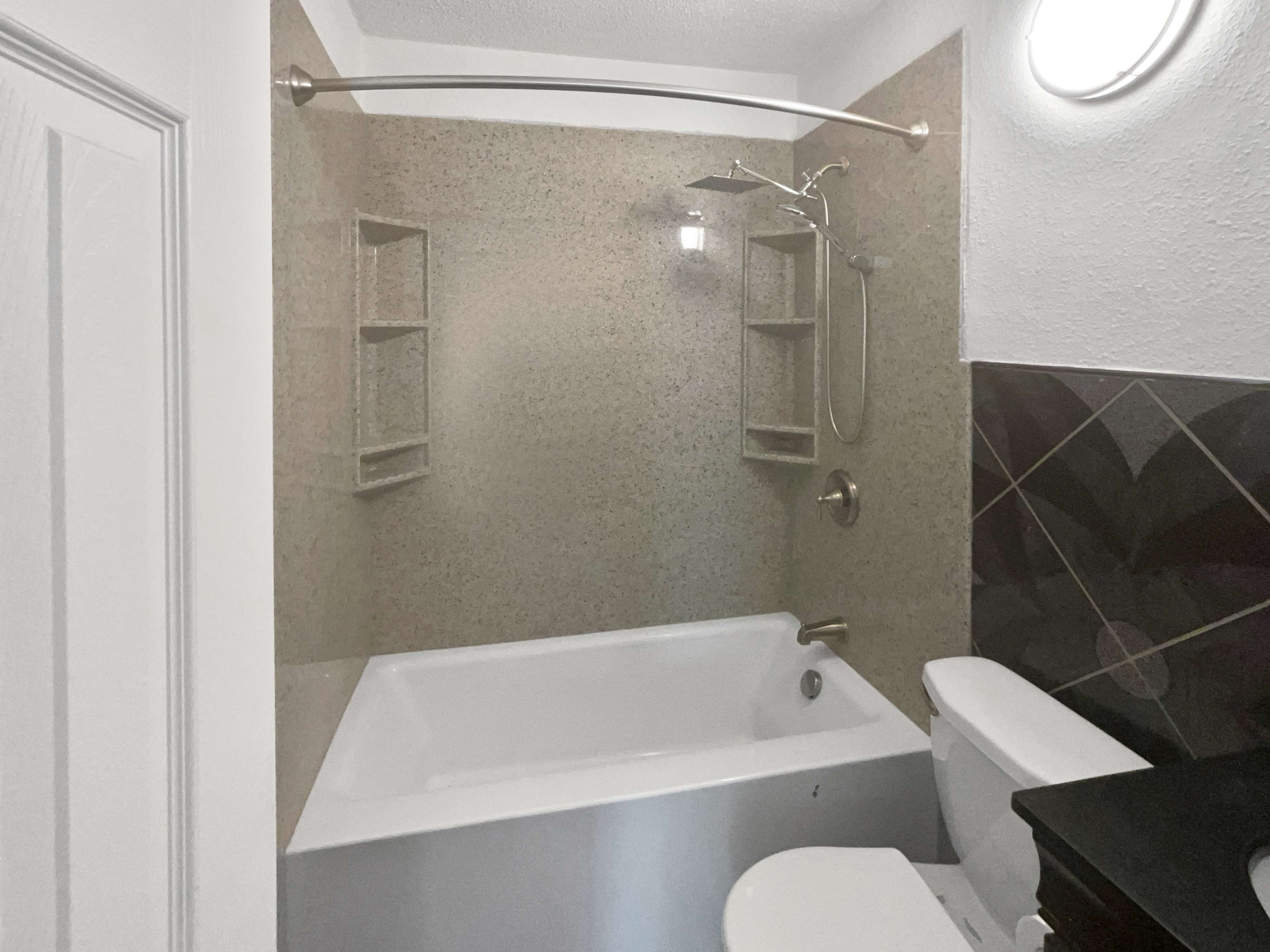 Photo 19 of 24 of 4958 N Lister Ave, Kansas City, MO