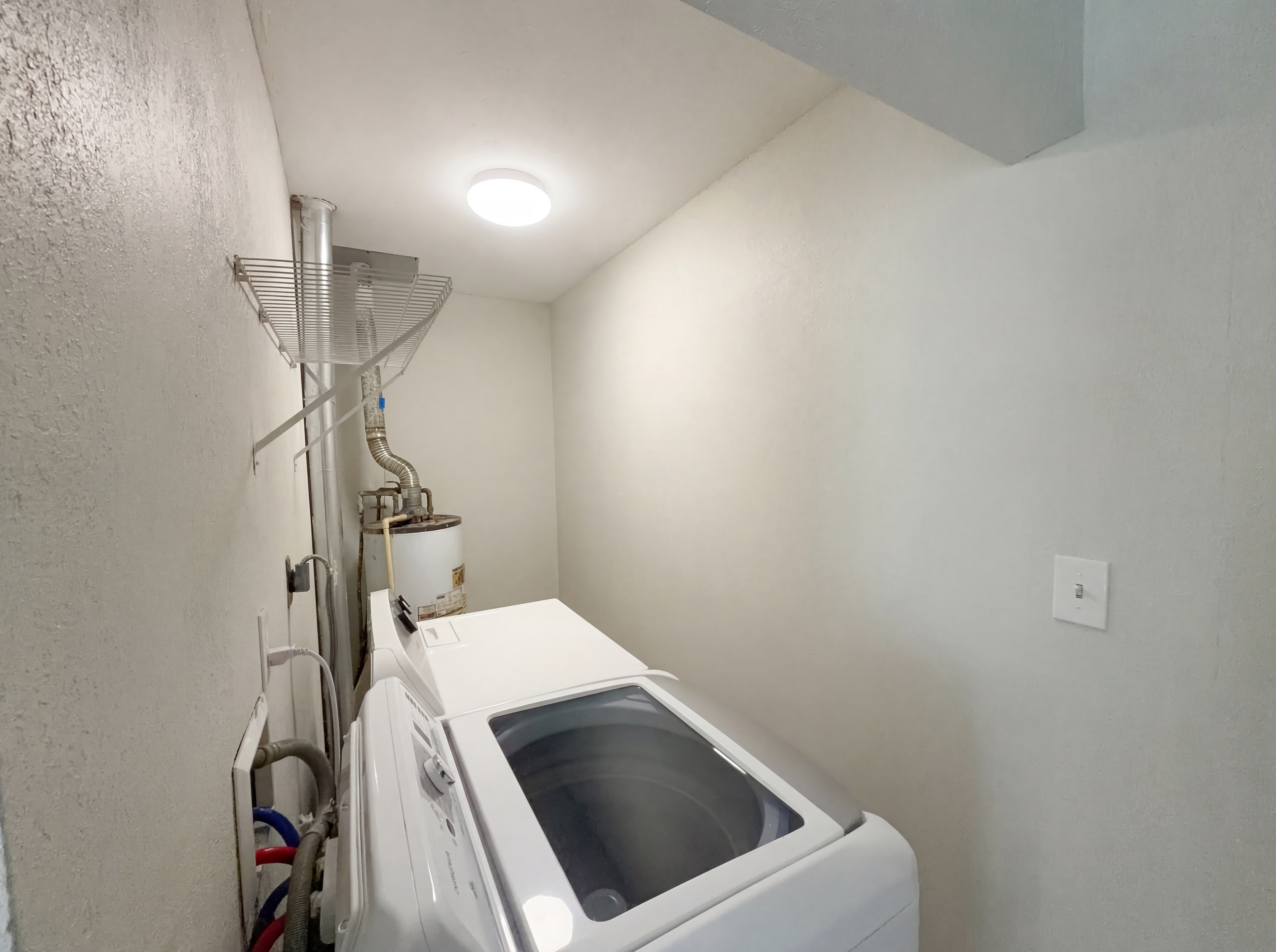 Photo 10 of 17 of 324 Bassedena Cir S, Lakeland, FL