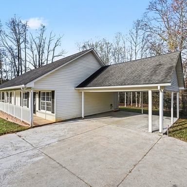 Property photo 1 of 113 Haven Ln