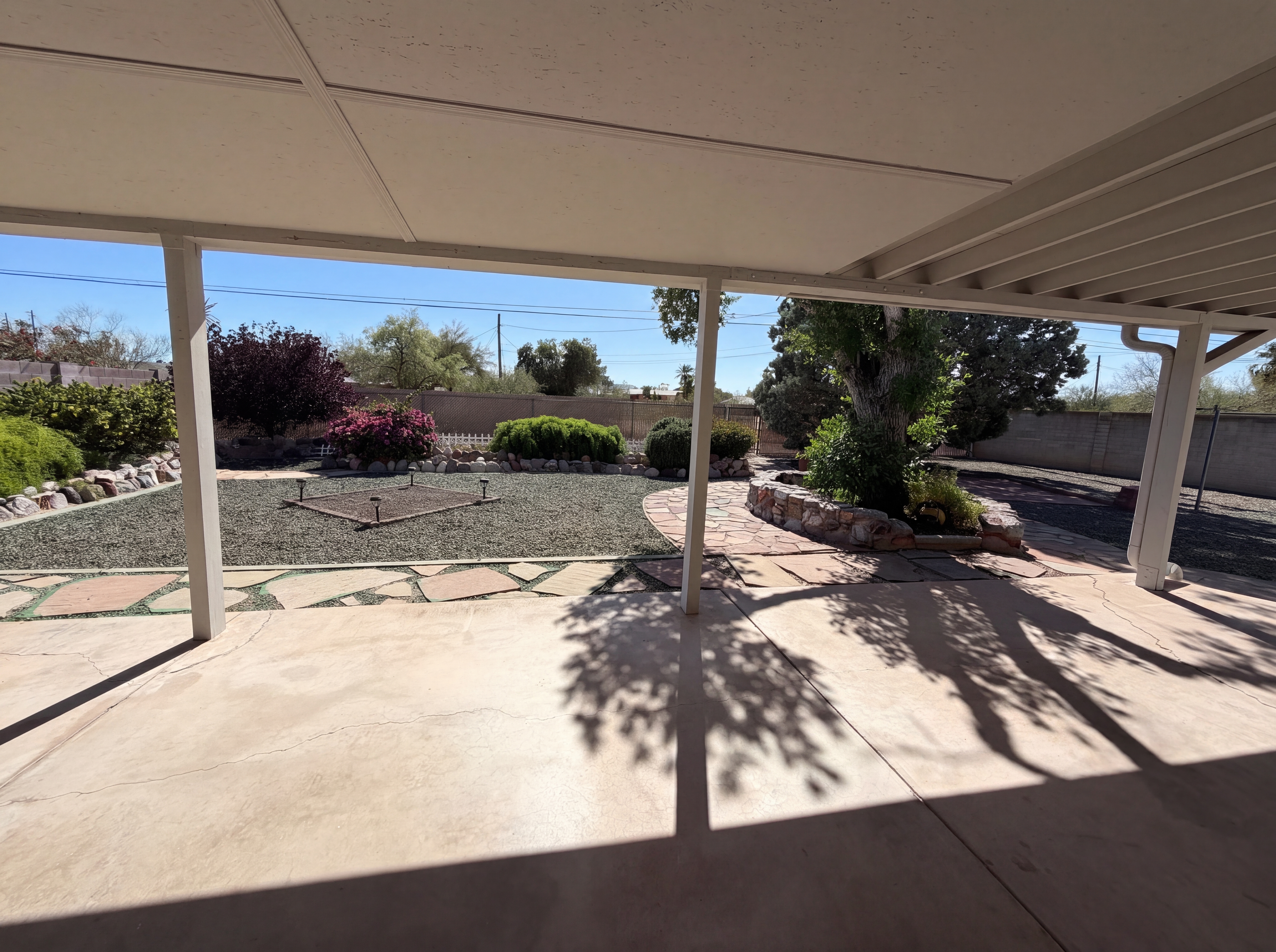 Photo 23 of 25 of 650 S Kenyon Dr, Tucson, AZ