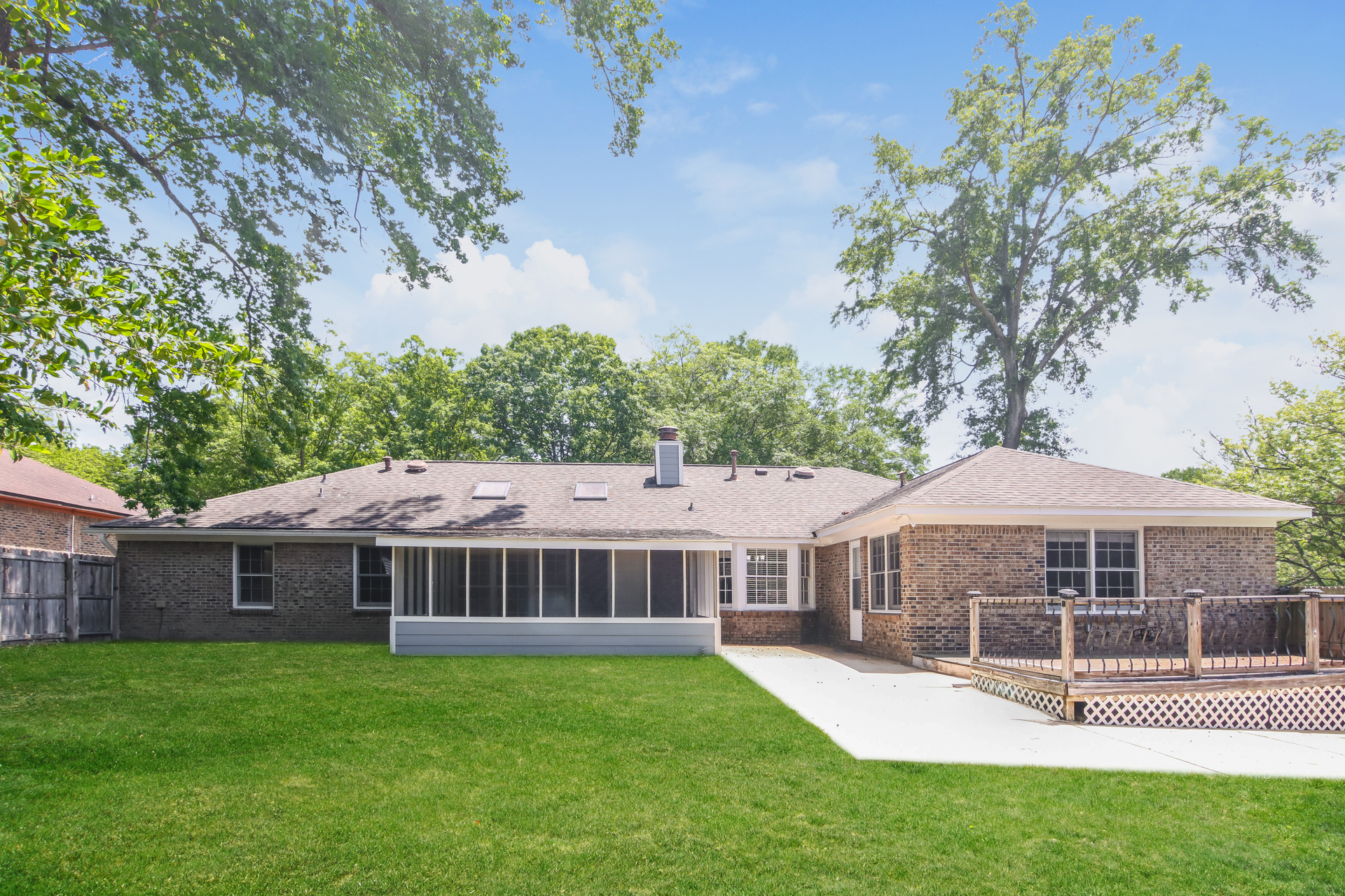 Photo 5 of 20 of 4303 Castlewood Pkwy, Columbus, GA