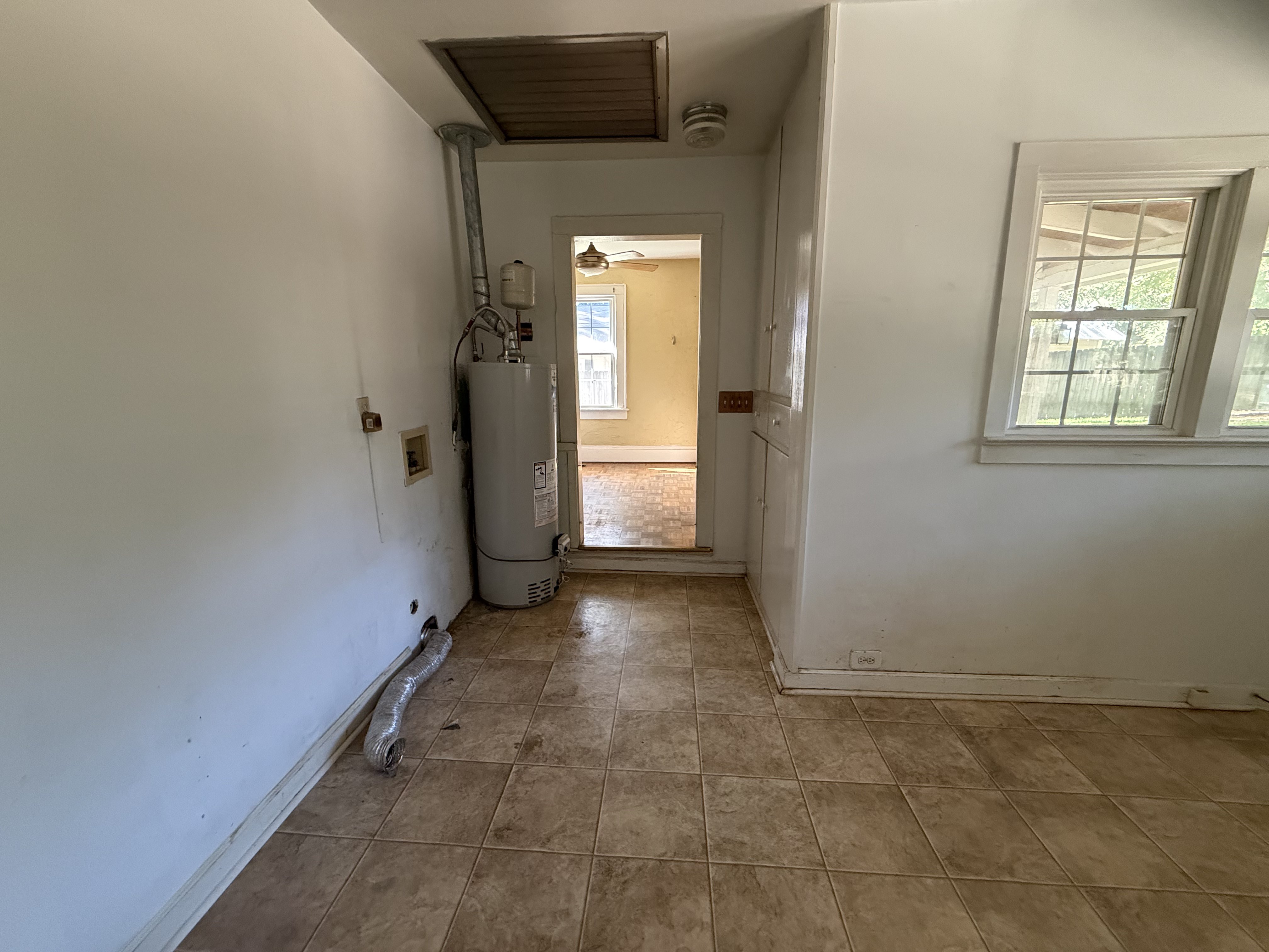 Photo 20 of 29 of 907 S South St, Gastonia, NC