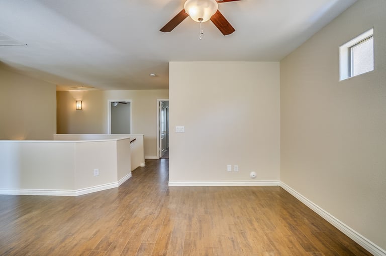 Photo 10 of 27 - 28402 N 25th Ave, Phoenix, AZ 85085