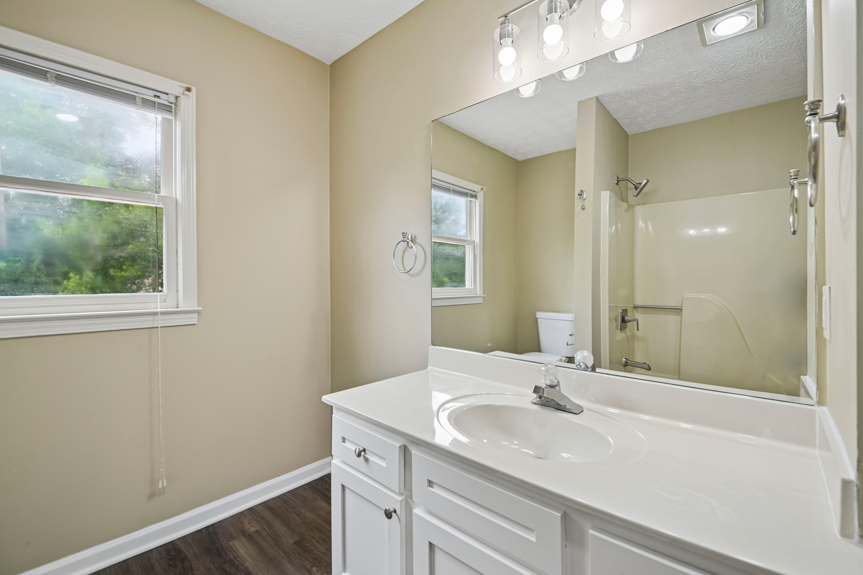 Photo 20 of 34 of 2321 Murdock Rd, Marietta, GA
